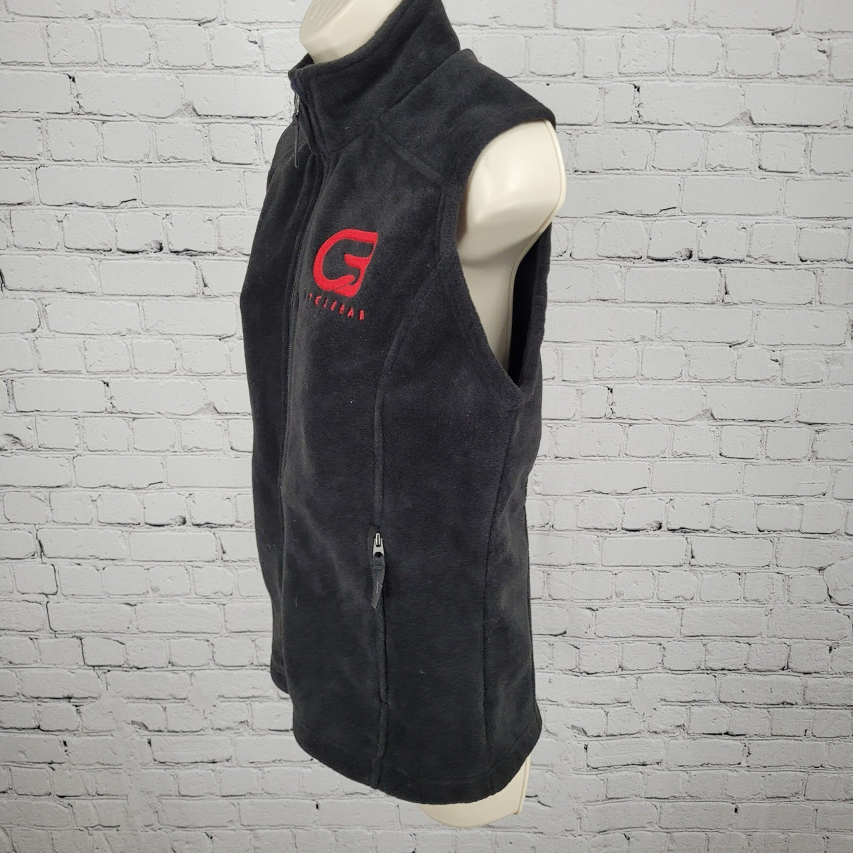 NWT Cyclebar Core365 Black Soft Fleece Full Zip Zipped Pockets Vest Size Small S