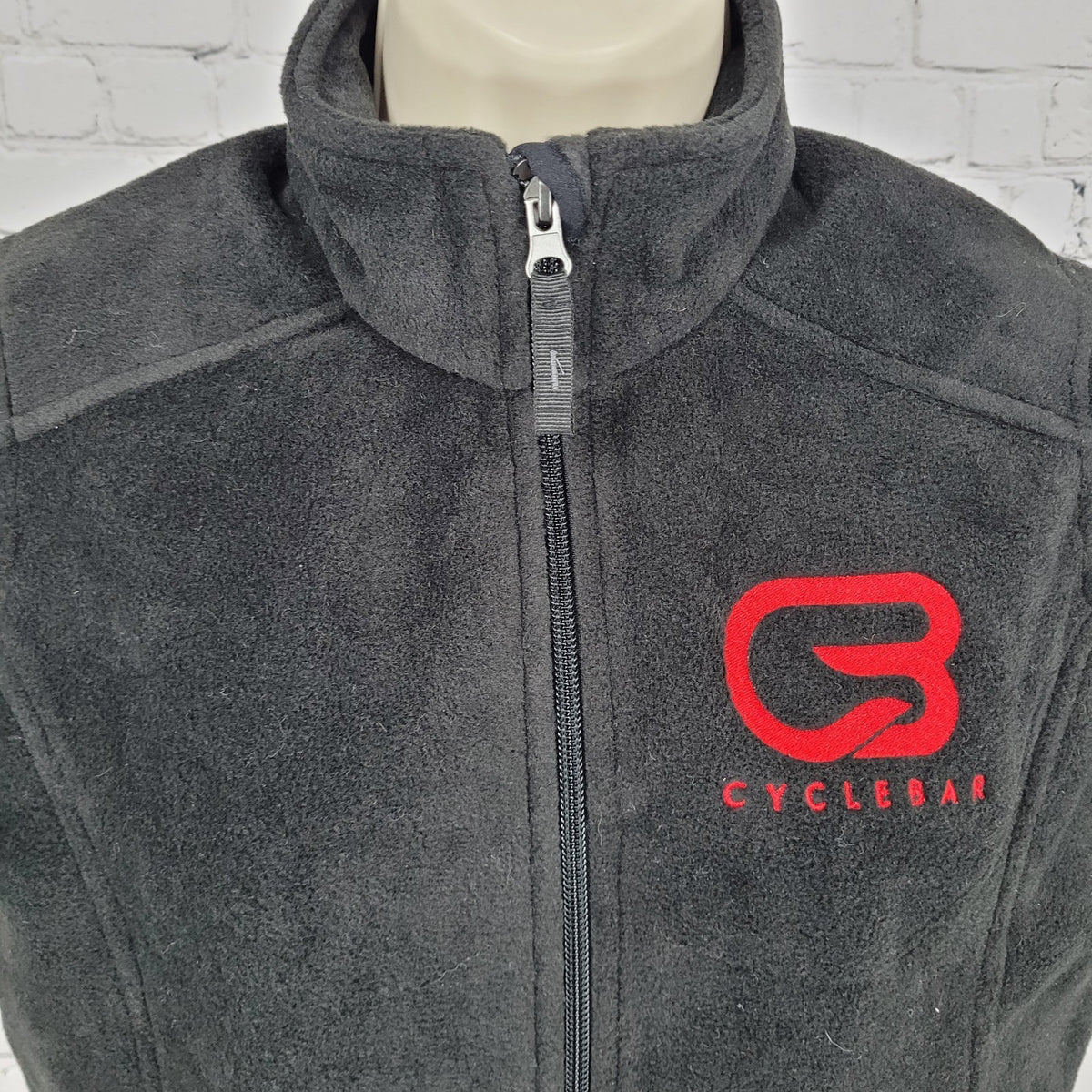 NWT Cyclebar Core365 Black Soft Fleece Full Zip Zipped Pockets Vest Size Small S