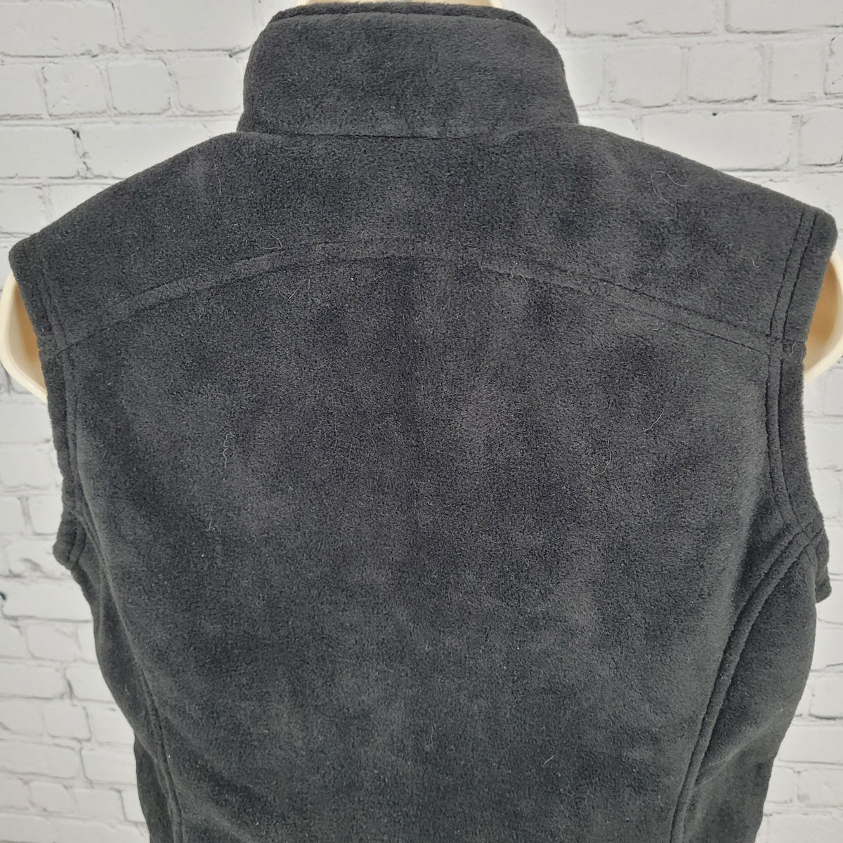 NWT Cyclebar Core365 Black Soft Fleece Full Zip Zipped Pockets Vest Size Small S