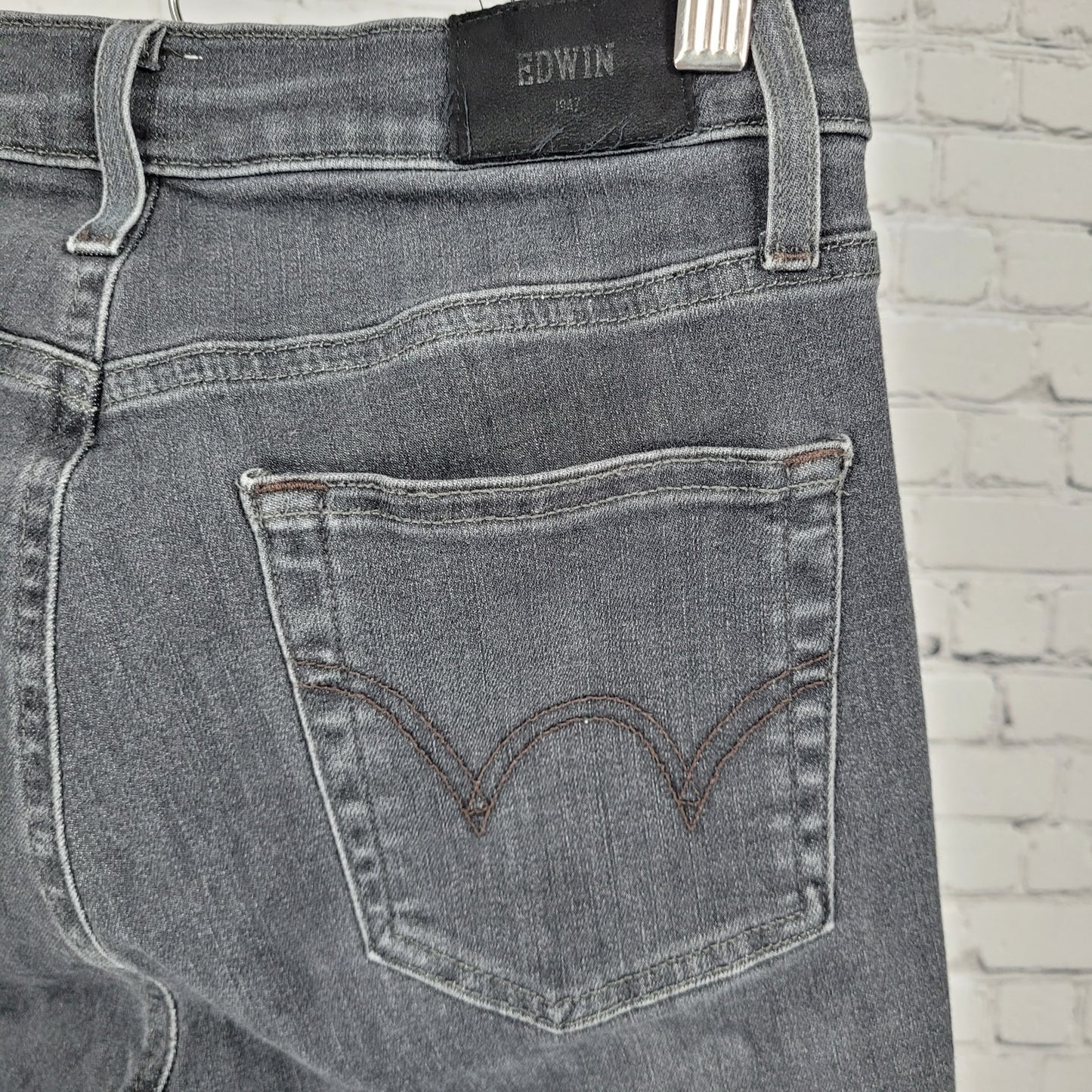 Edwin Grey Black Denim Mid Rise Straight Stretch Jeans USA Made Size 27 (27x26)