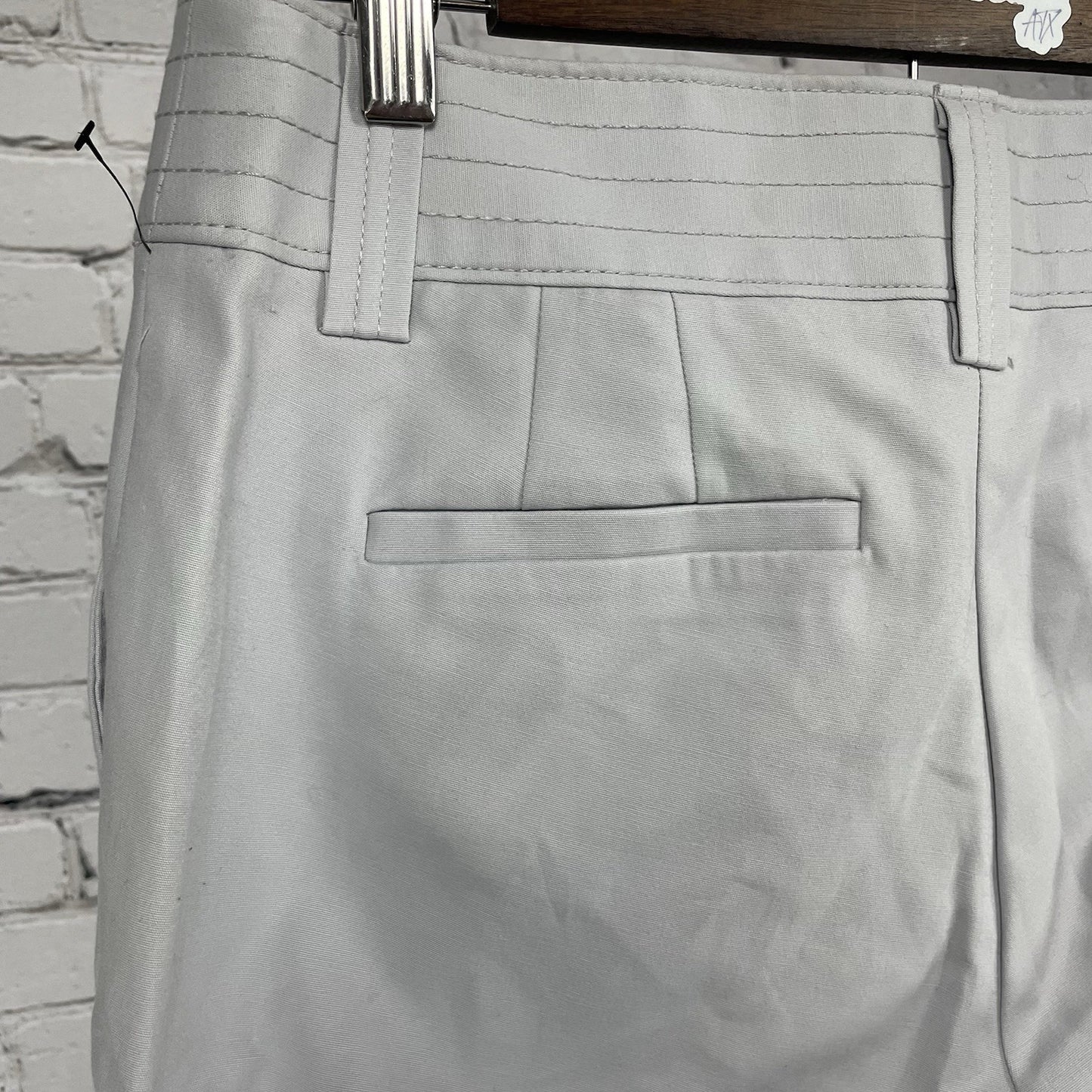 NWT Jones New York Grey Cotton Stretch Mid Rise Tapered Pants Size 6 (30x28)
