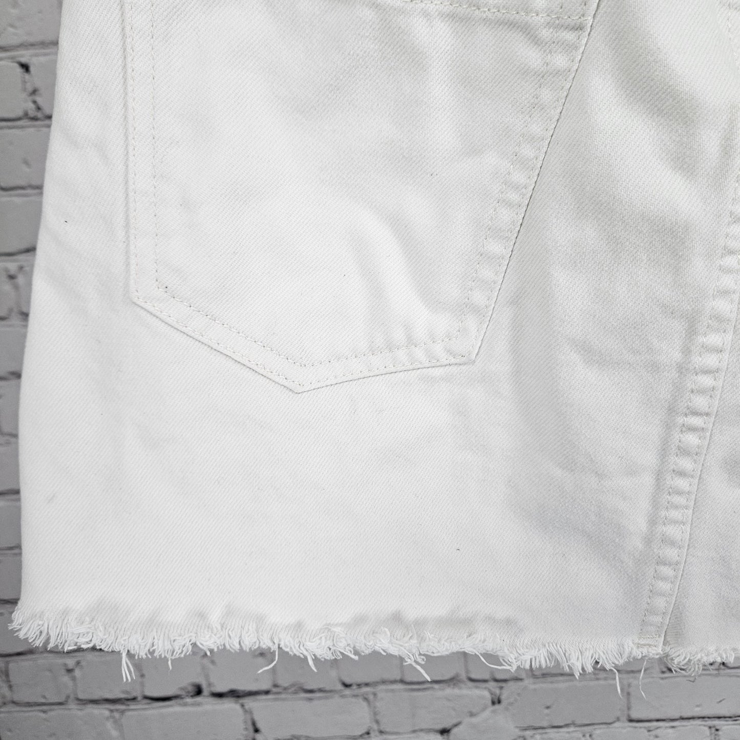 Free People We The Free White 100% Cotton Denim Distressed Zipper Mini Skirt 28