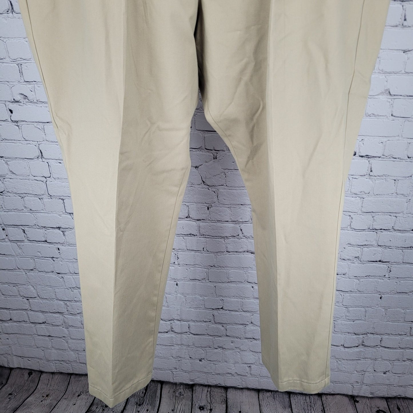 Lands End Tan Traditional Fit 100% Cotton Pleated Pants Size 48T (45x31)