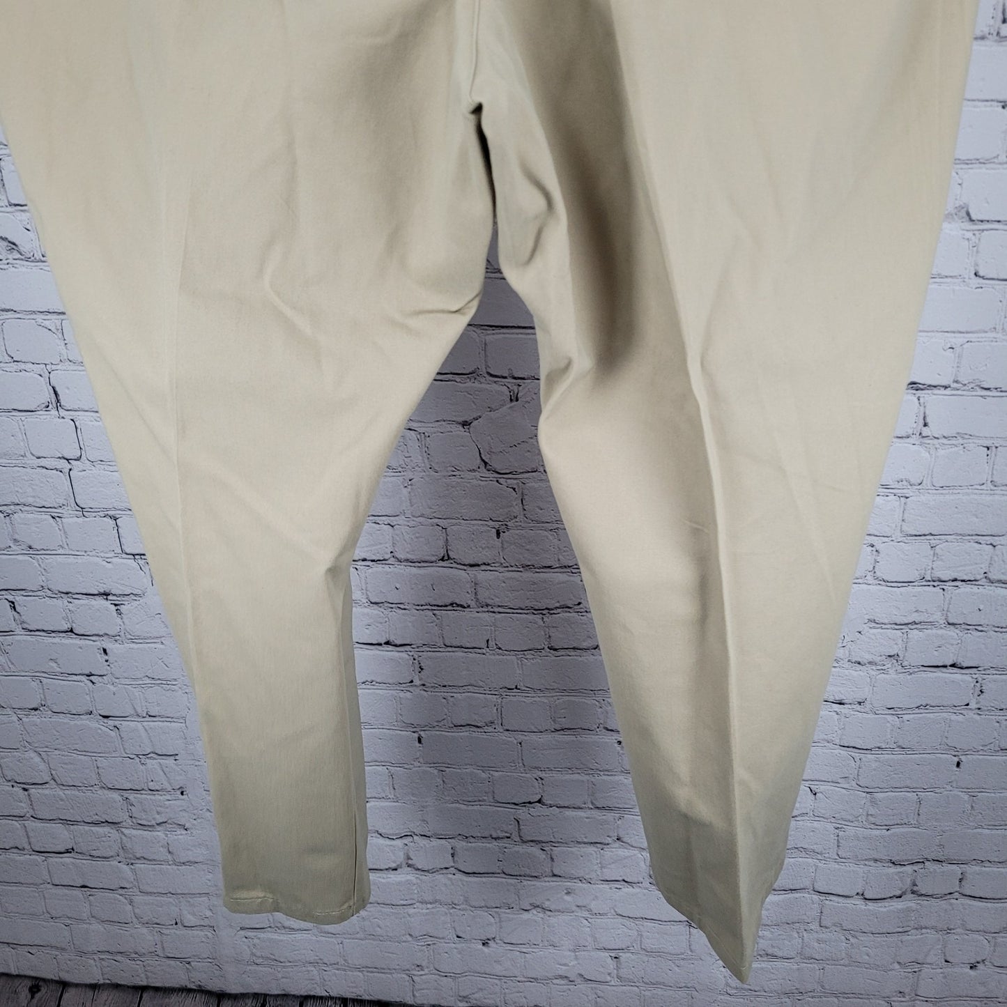 Lands End Tan Traditional Fit 100% Cotton Pleated Pants Size 48T (45x31)