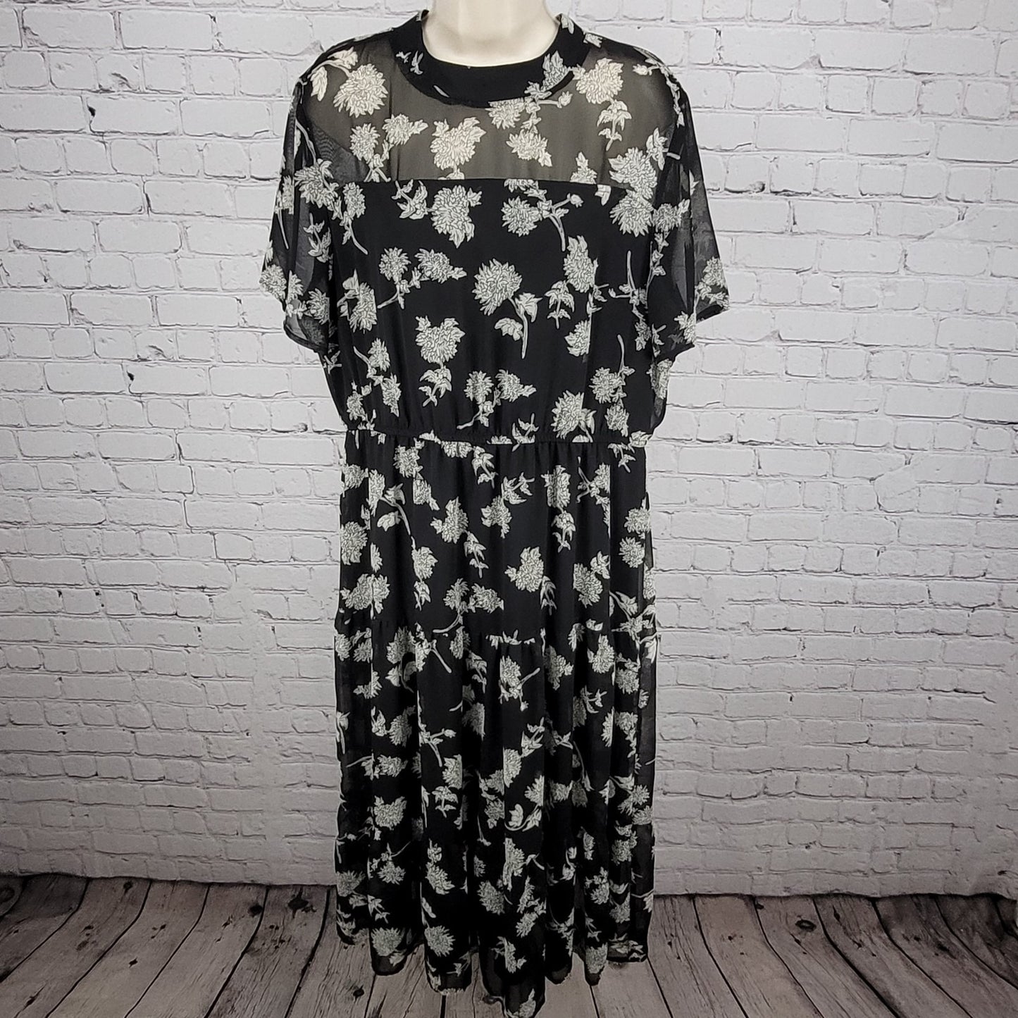 Lulus Black Floral Chiffon Short Sleeve Lined Tiered Midi Sun Dress XL