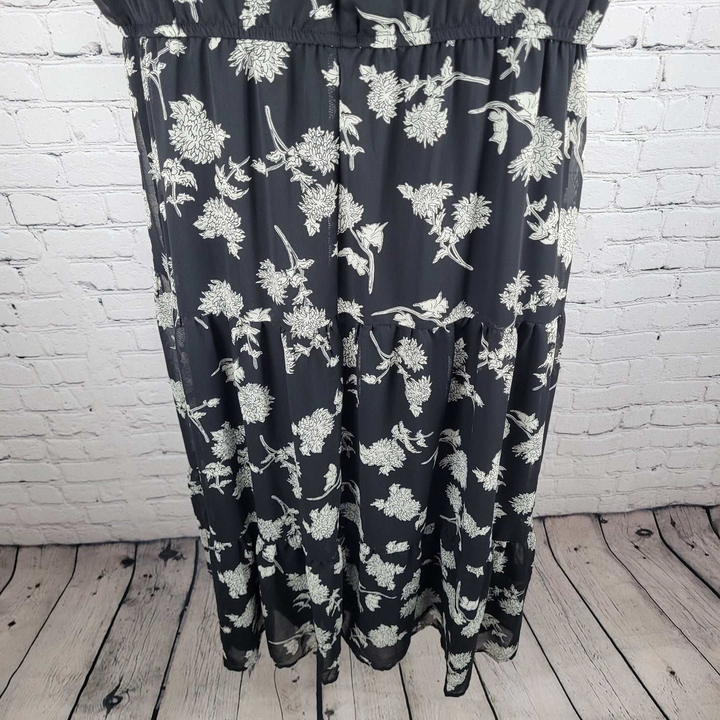 Lulus Black Floral Chiffon Short Sleeve Lined Tiered Midi Sun Dress XL