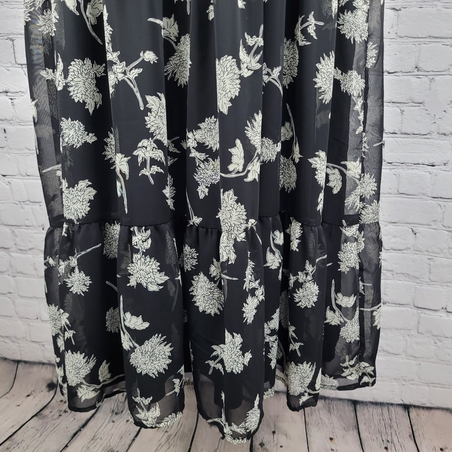 Lulus Black Floral Chiffon Short Sleeve Lined Tiered Midi Sun Dress XL