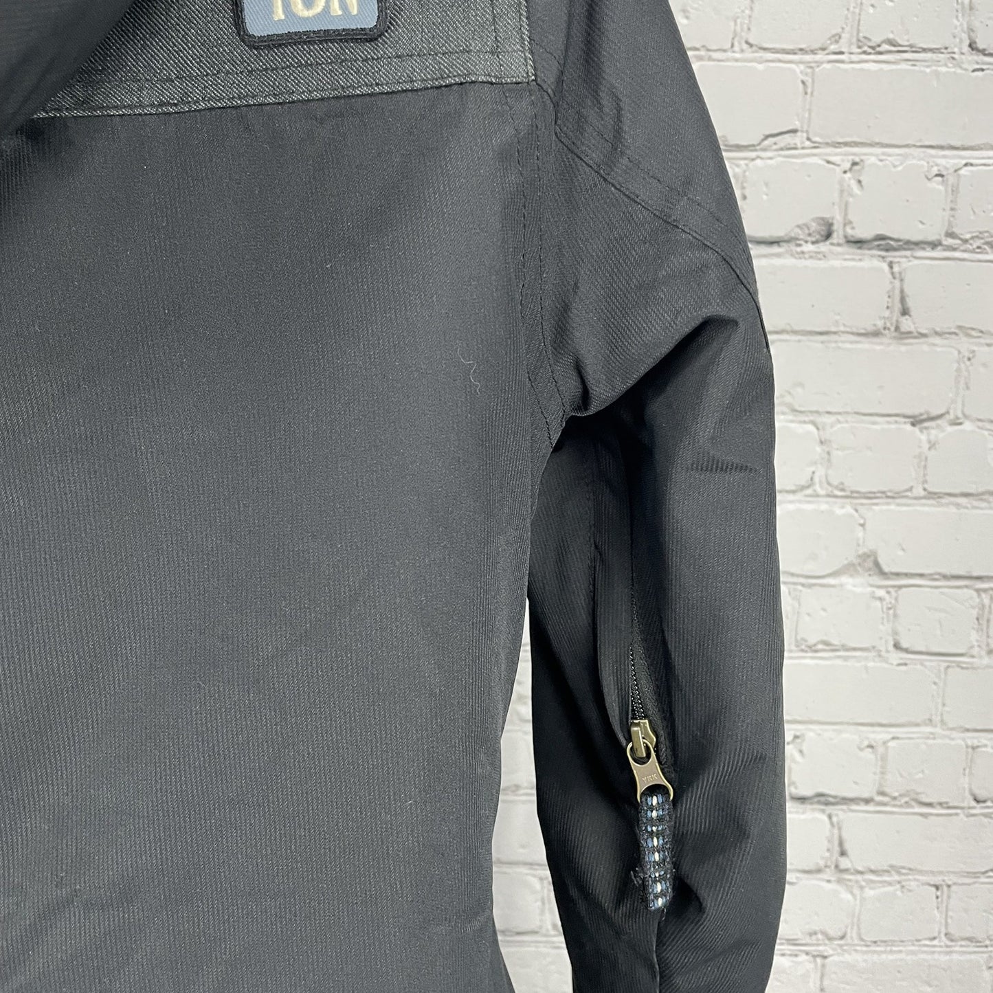 Burton Black Dry Ride Thermolite Zipped Hooded Insulated Coat Size Small S