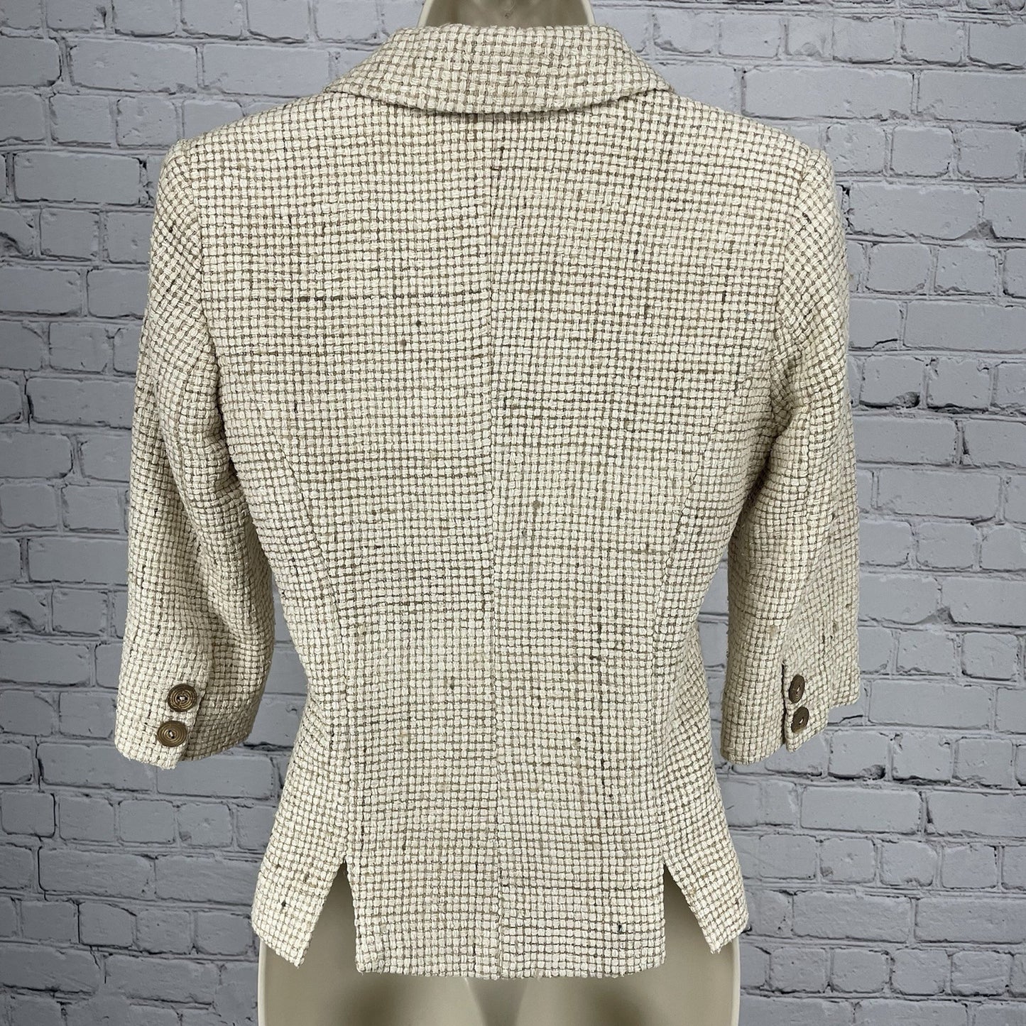 White House Black Market Cream 100% Silk Textured 3/4 Sleeve Blazer Size 0