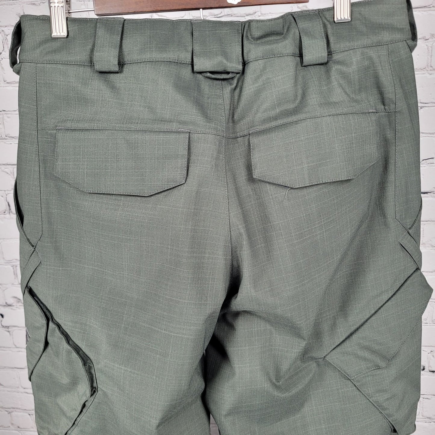 Burton Grey DryRide Adjustable Waist Ski Snowboard Pants Size Medium M (33x31)