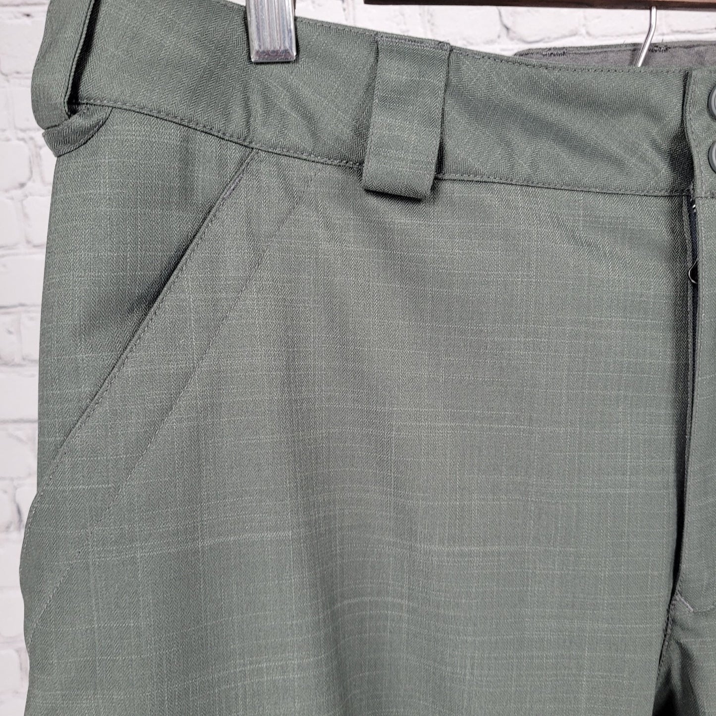 Burton Grey DryRide Adjustable Waist Ski Snowboard Pants Size Medium M (33x31)