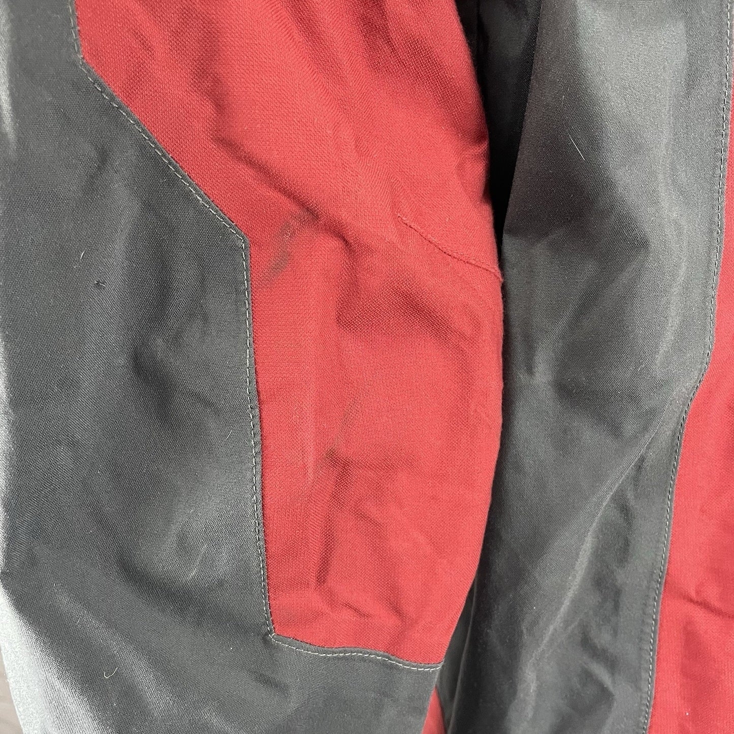 The North Face Red & Grey HyVent Zipped Pockets Lined Jacket Size Medium M