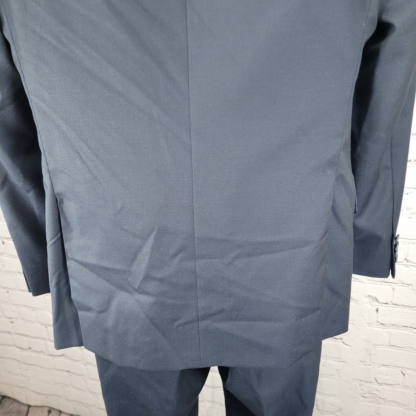 Joseph Abboud Navy 100% Wool Full Suit 2 Piece Blazer Pants USA 38S/W32 (32x29)