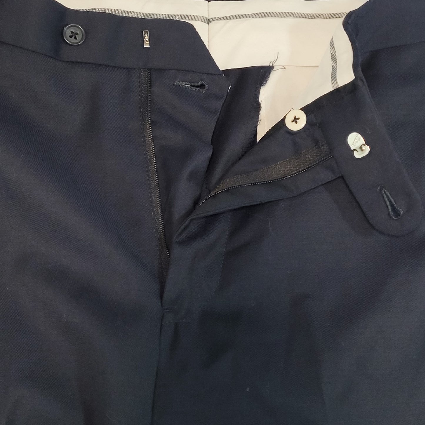 Joseph Abboud Navy 100% Wool Full Suit 2 Piece Blazer Pants USA 38S/W32 (32x29)