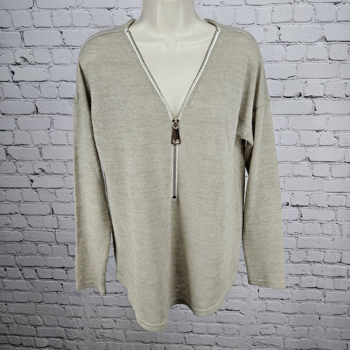 Soft Surroundings Beige Knit Gold Zipper V Neck Long Sleeve Sweater Top Small S