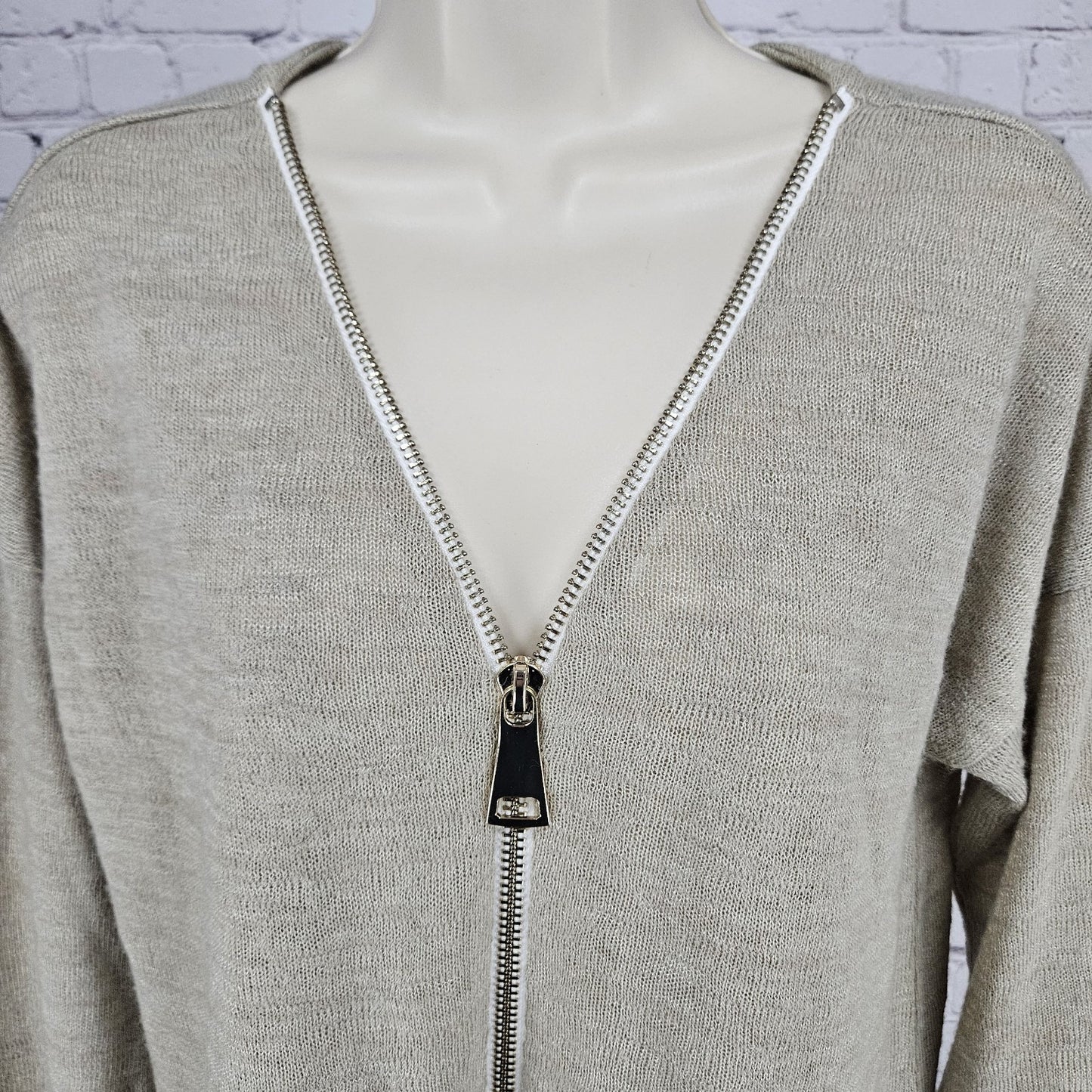 Soft Surroundings Beige Knit Gold Zipper V Neck Long Sleeve Sweater Top Small S