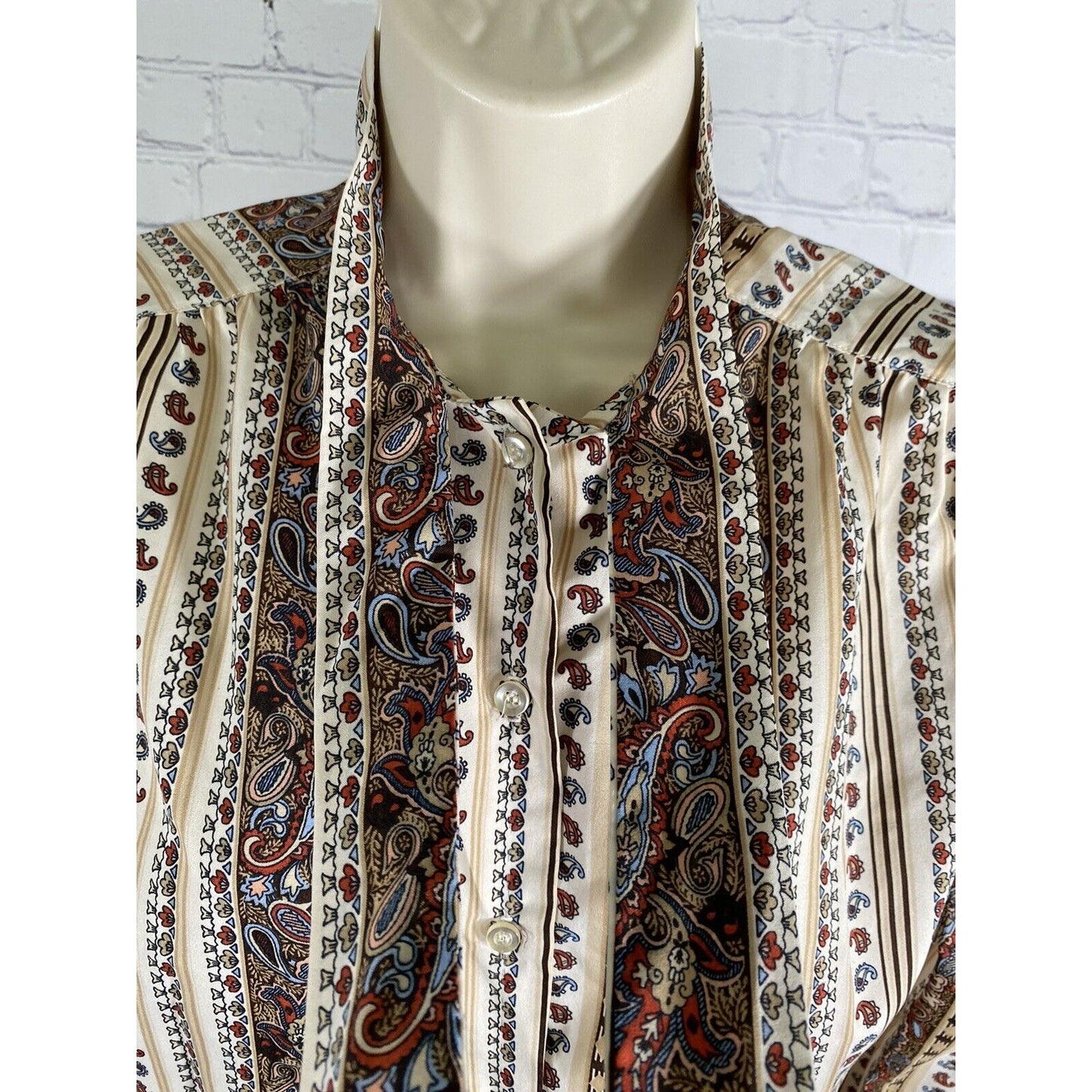 VTG Unbranded Multicolored Long Sleeve Paisley Button Up Neck Tie Blouse Medium