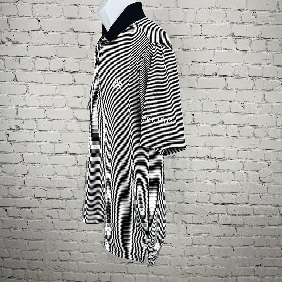 Fennec Black White Striped Grin Hills Embroidered Golf Polo Shirt Size Medium M