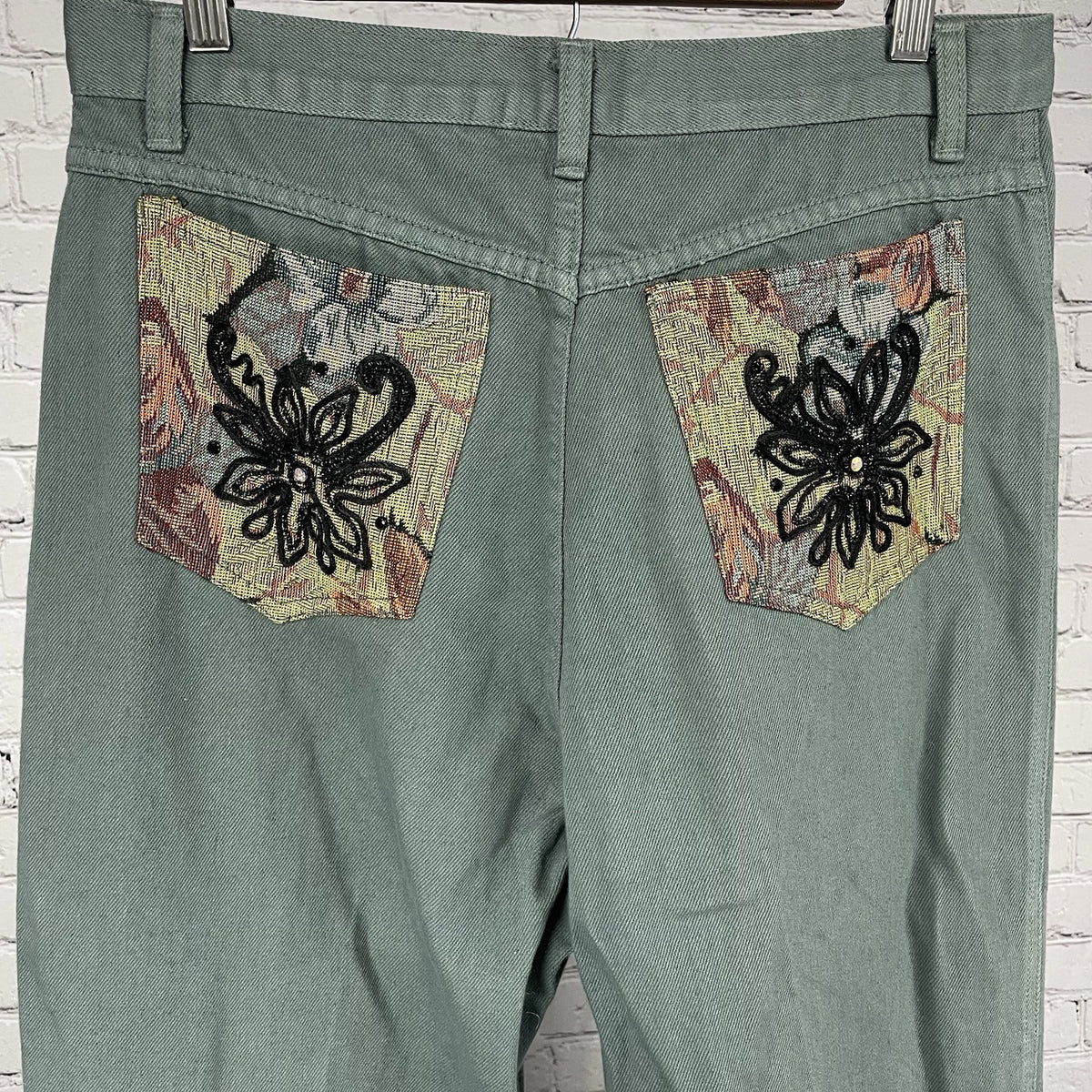 Tamorah Marie Green Embellished Pockets Tapered High Rise Jeans Size 14 (32x32)