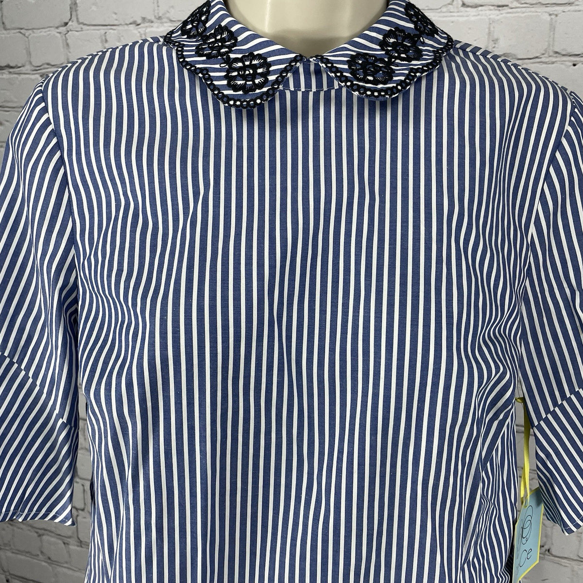 NWD CeCe Blue Sapphire Striped Floral Embroidered High Neck Collar Top Size XS