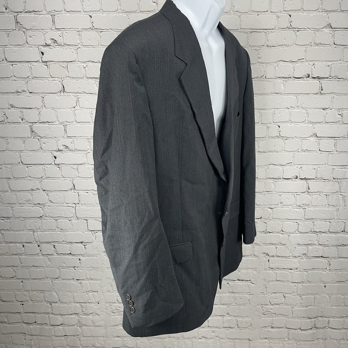 Nino Cerruti Grey Striped 2 Button Ventless Blazer Sport Coat USA Made Size 48