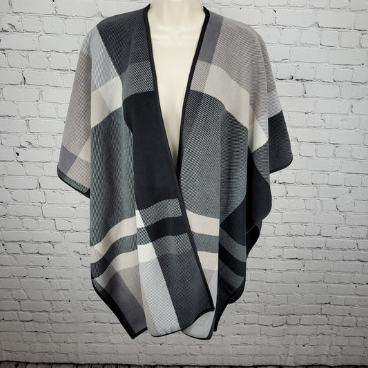 Ike Behar Grey Plaid Fleece Lined Open Cozy Shawl Cape Sweater One Size