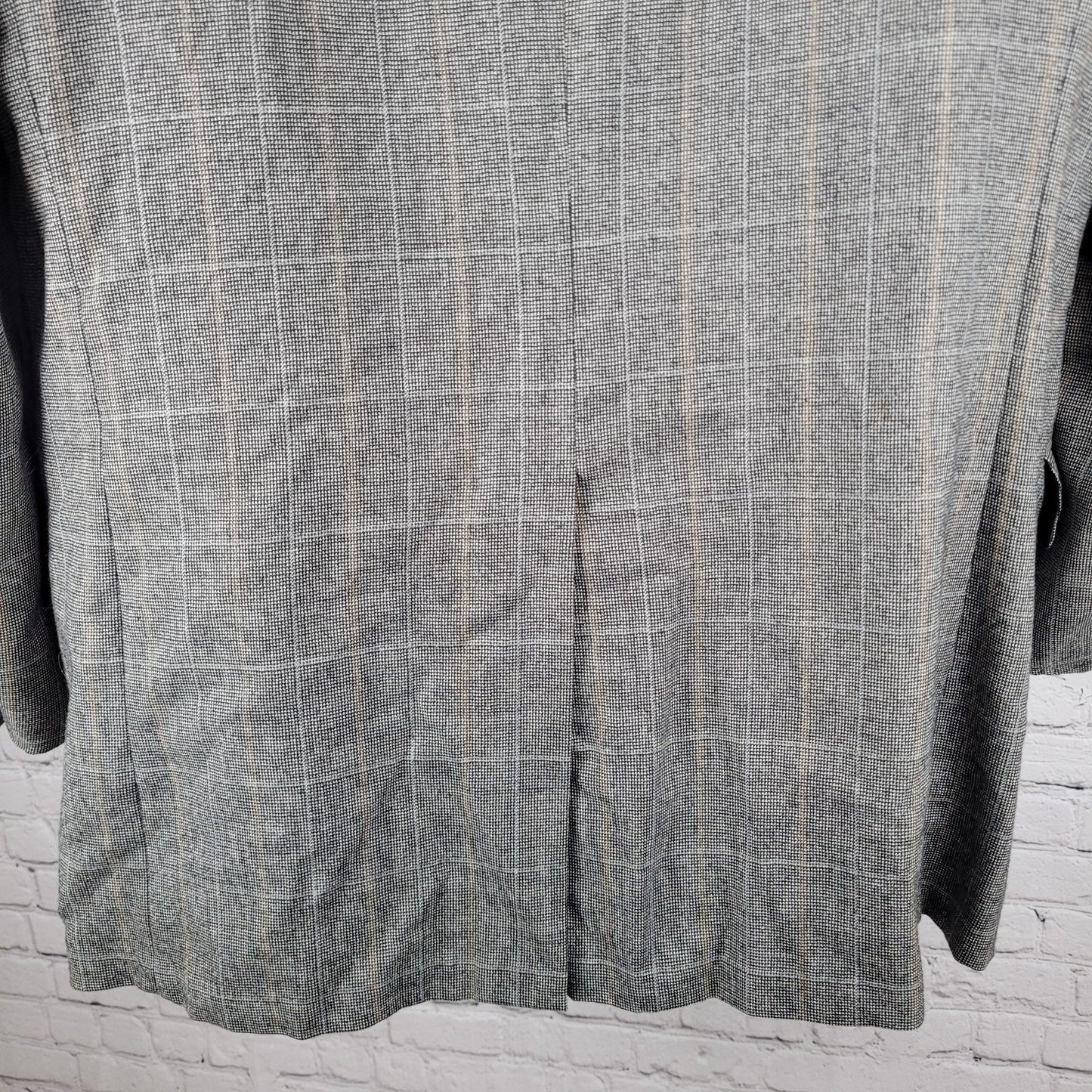 Neiman Marcus Oxxford Clothes Grey Merino Wool Check 2 Button Blazer Size 46L