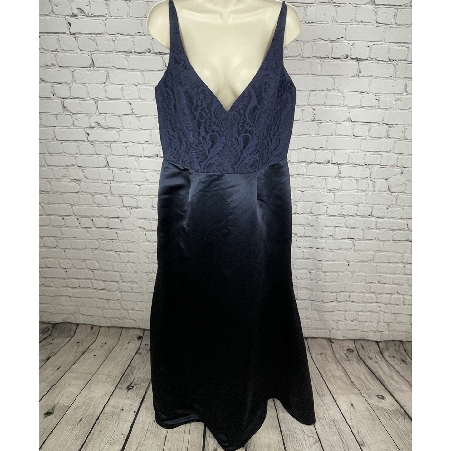 Hayley Paige Occasions Blue Satin Lace Sleeveless Maxi Prom Dress Gown Size 14