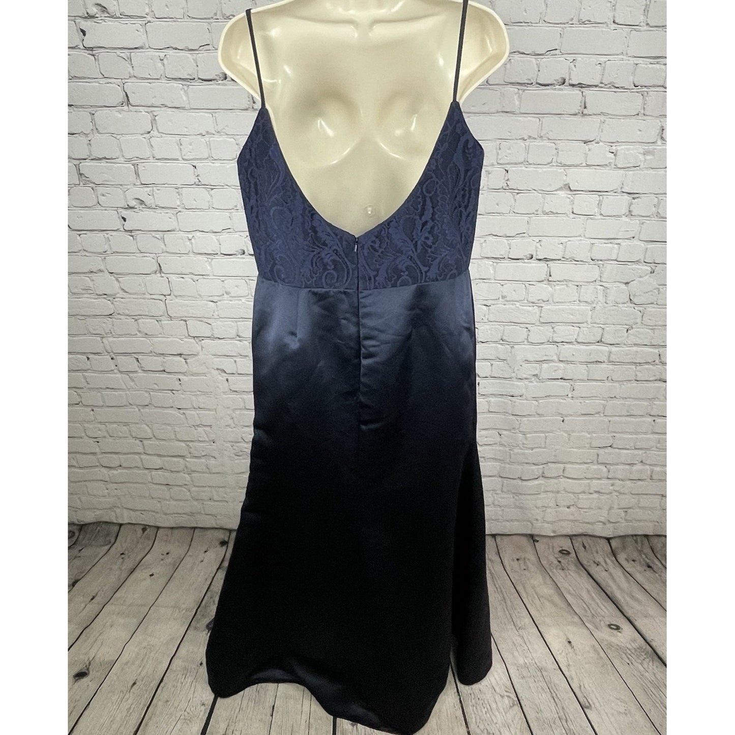 Hayley Paige Occasions Blue Satin Lace Sleeveless Maxi Prom Dress Gown Size 14