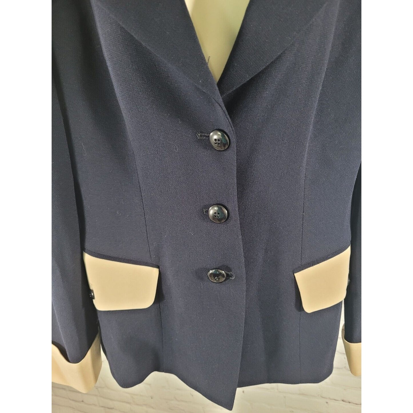 Dana Buchman Navy Tan Accents Viscose Lined Business Blazer Size 10