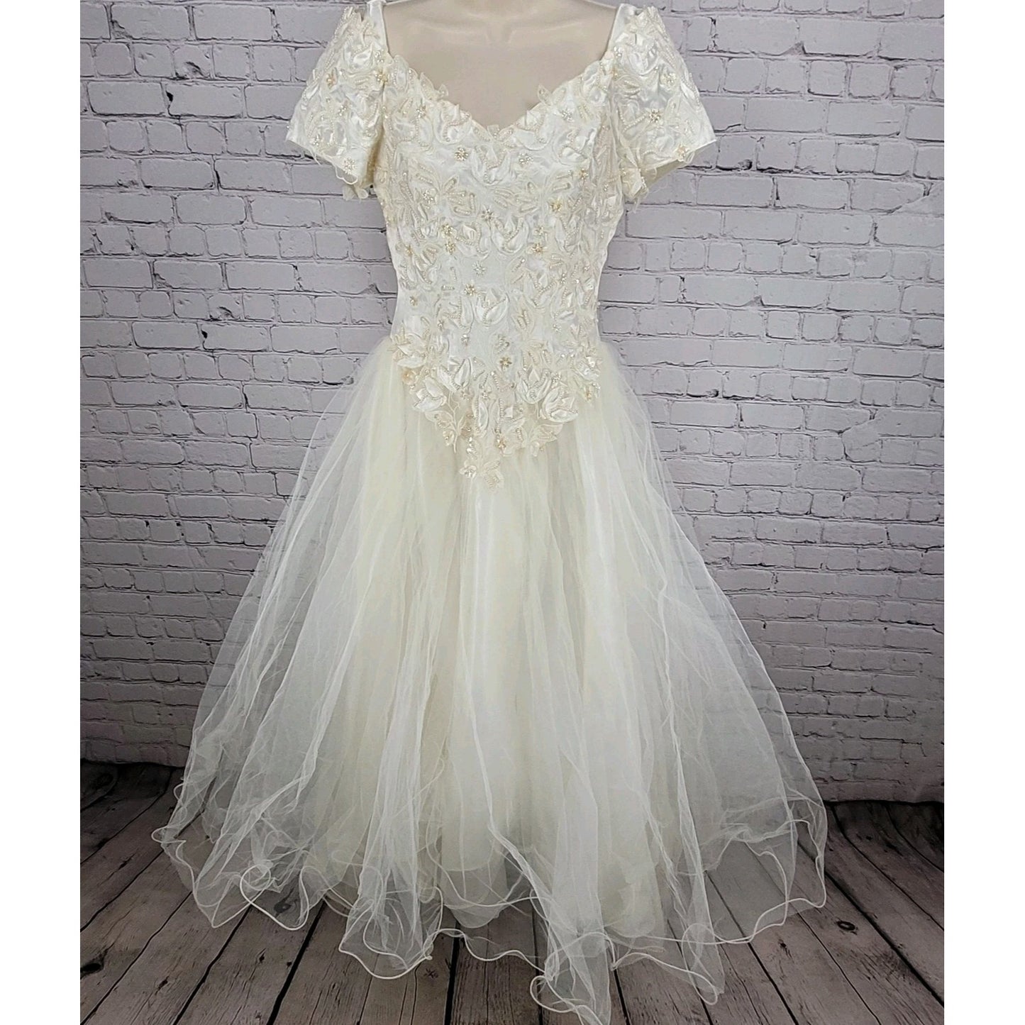 VTG Bonny Ivory Lace Beaded Embroidered Bodice Tulle Skirt Wedding Gown Dress 10