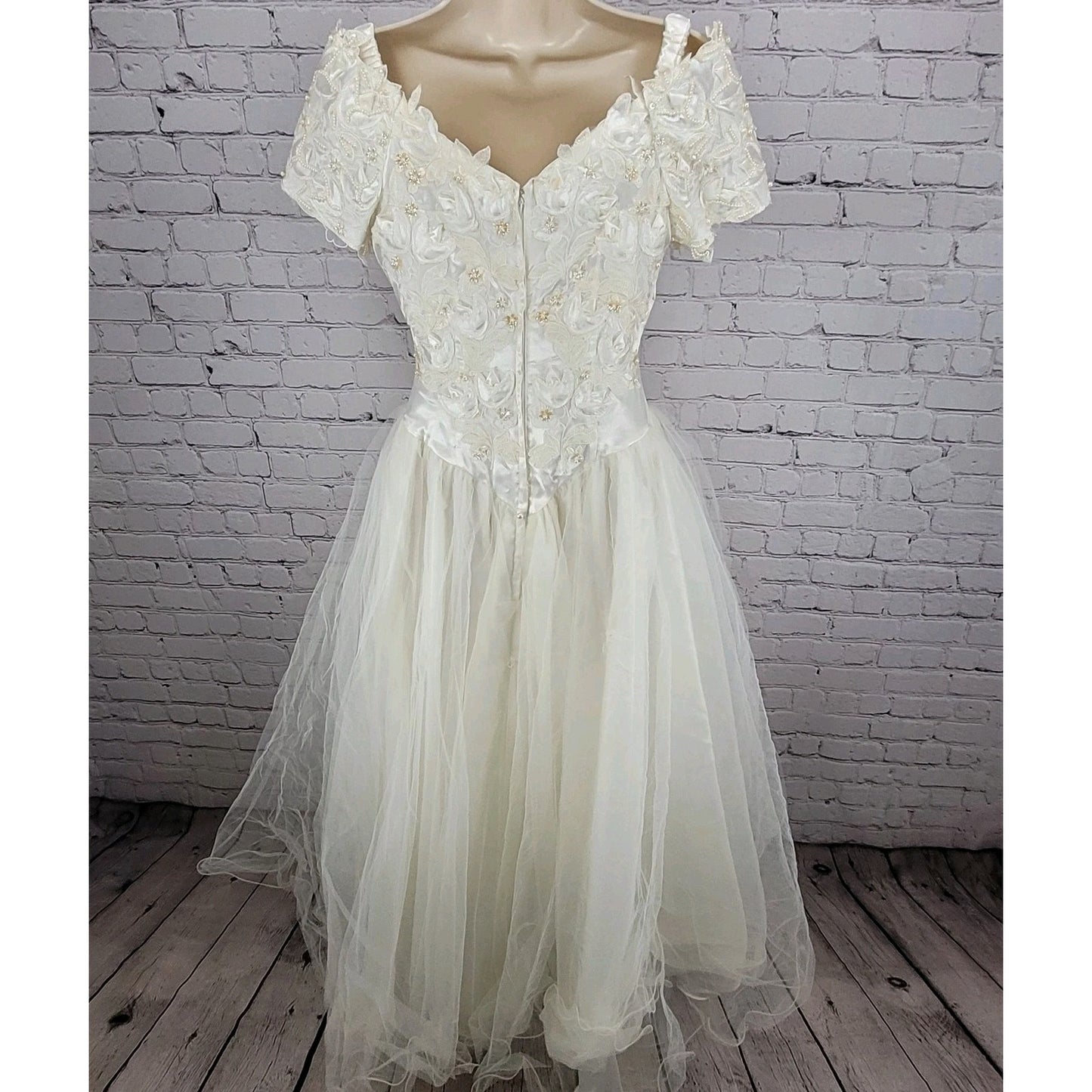 VTG Bonny Ivory Lace Beaded Embroidered Bodice Tulle Skirt Wedding Gown Dress 10
