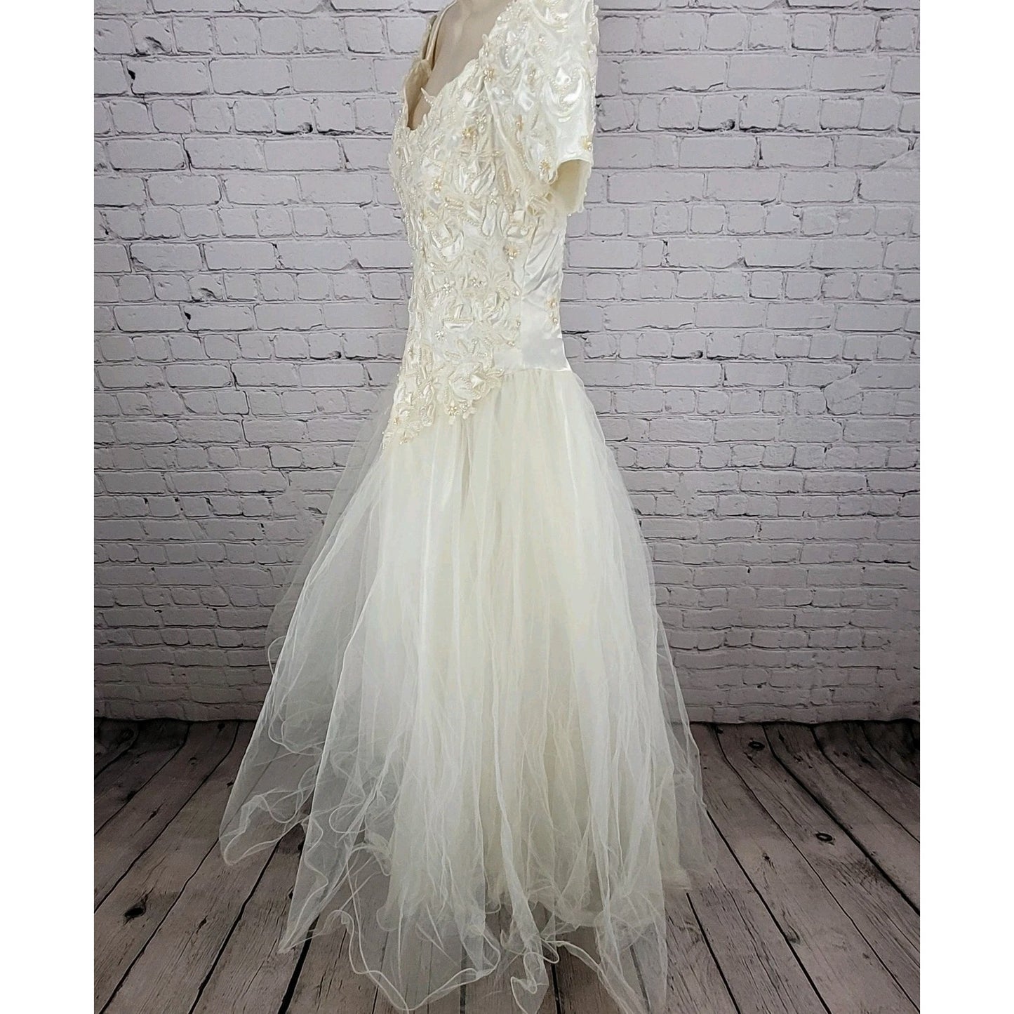 VTG Bonny Ivory Lace Beaded Embroidered Bodice Tulle Skirt Wedding Gown Dress 10