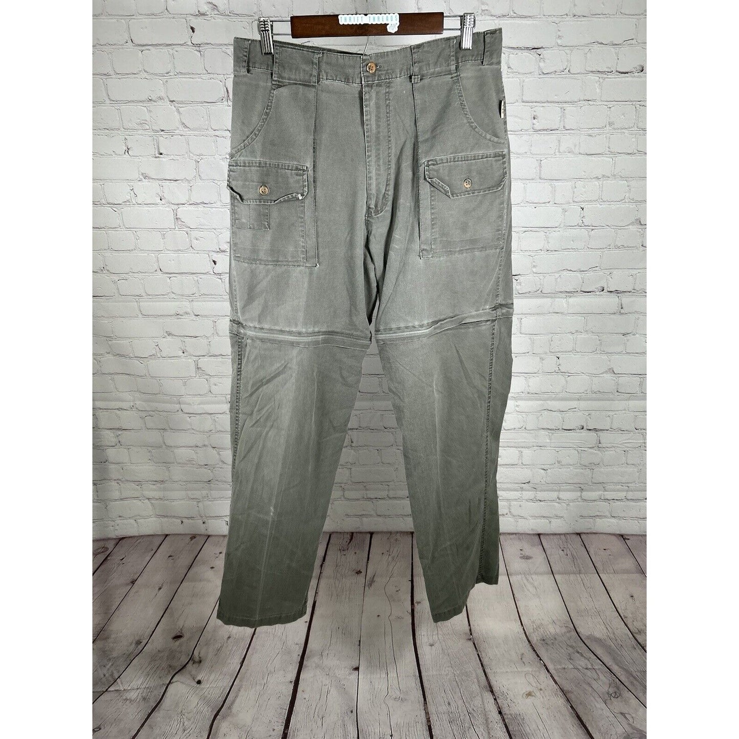 TAG Safari Travel Clothing High Rise Zip Off Leg Women’s Cargo Pants (32 x 31)