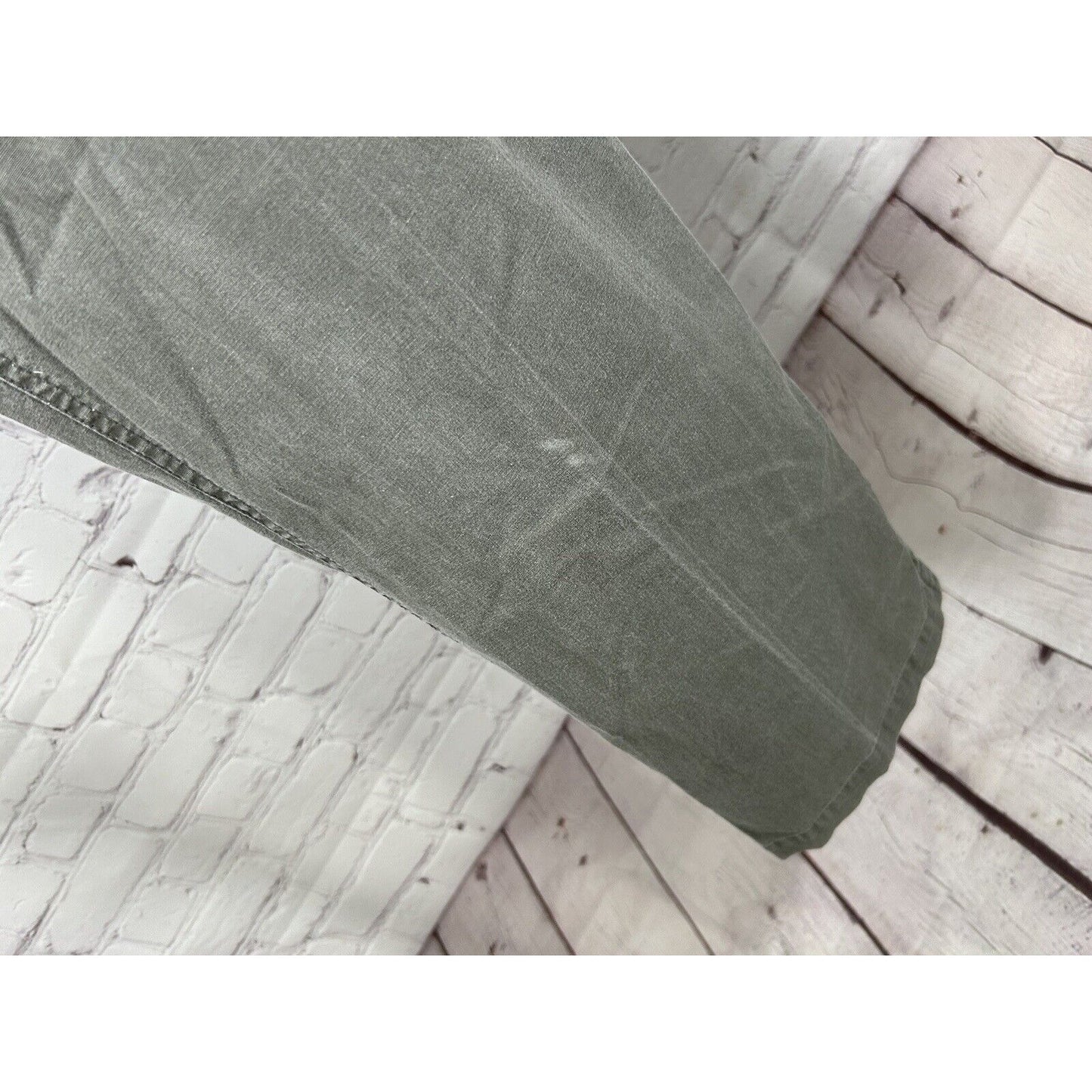 TAG Safari Travel Clothing High Rise Zip Off Leg Women’s Cargo Pants (32 x 31)