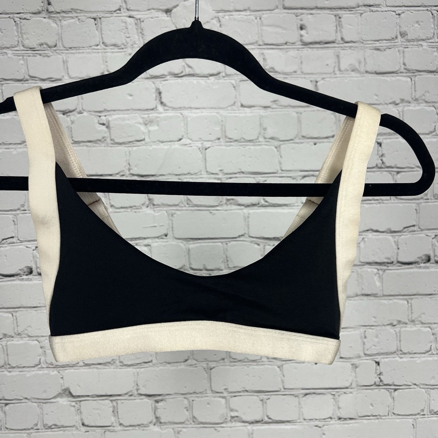 ONEONE Swimwear Black Cream Trim Low Cut Bikini Top Beach Swim Small S