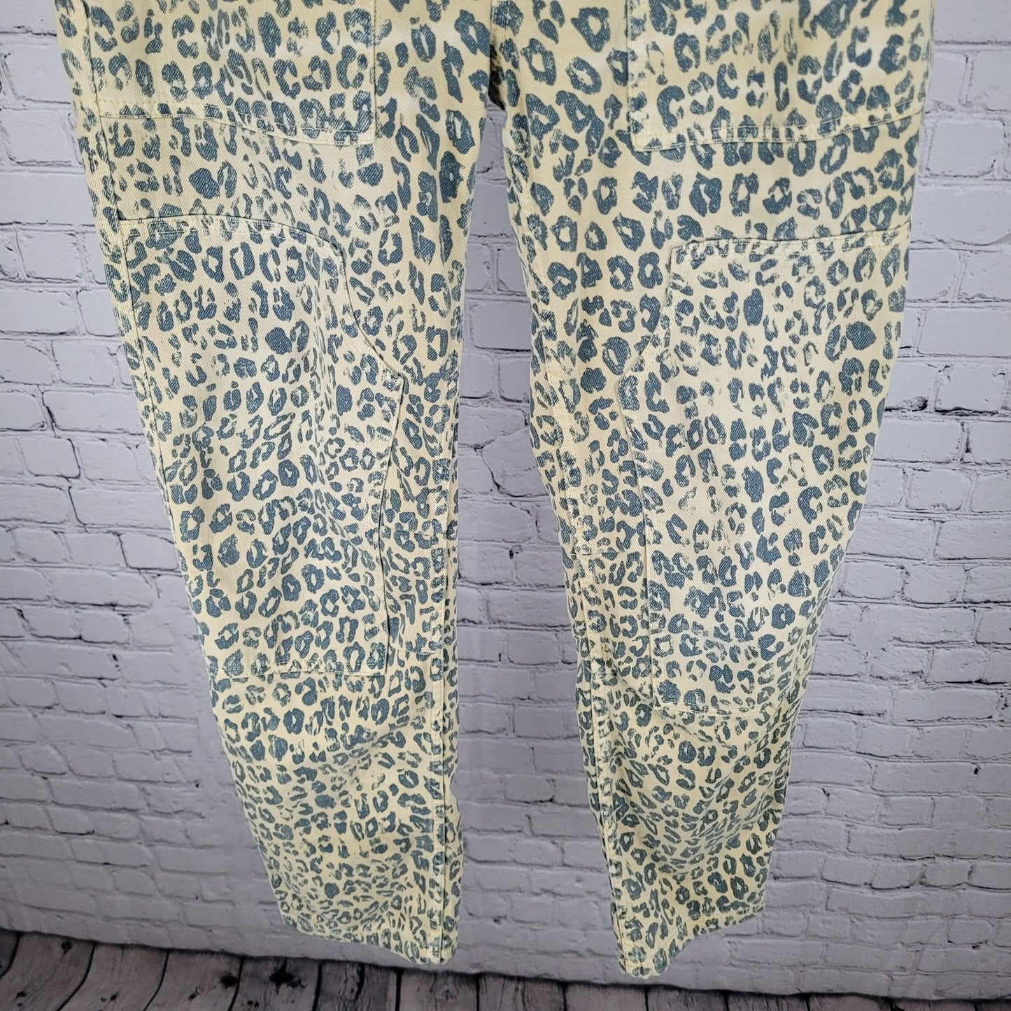 Pilcro Anthropologie The Wanderer Leopard Stretch Cargo Slim Pants 26 (26x29)