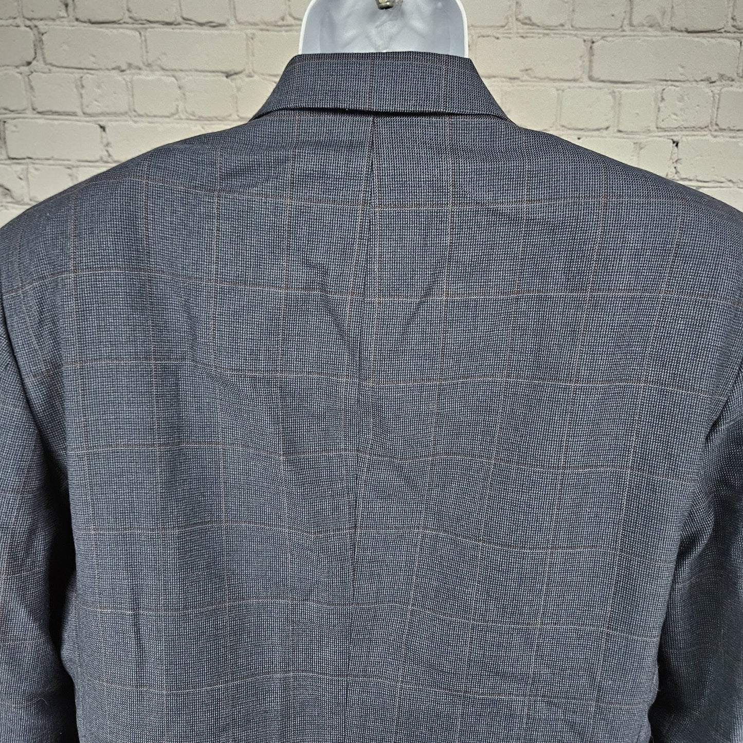 Jos A Bank Blue 100% Wool Windowpane 2 Button Vented Notch Blazer Sport Coat 46R