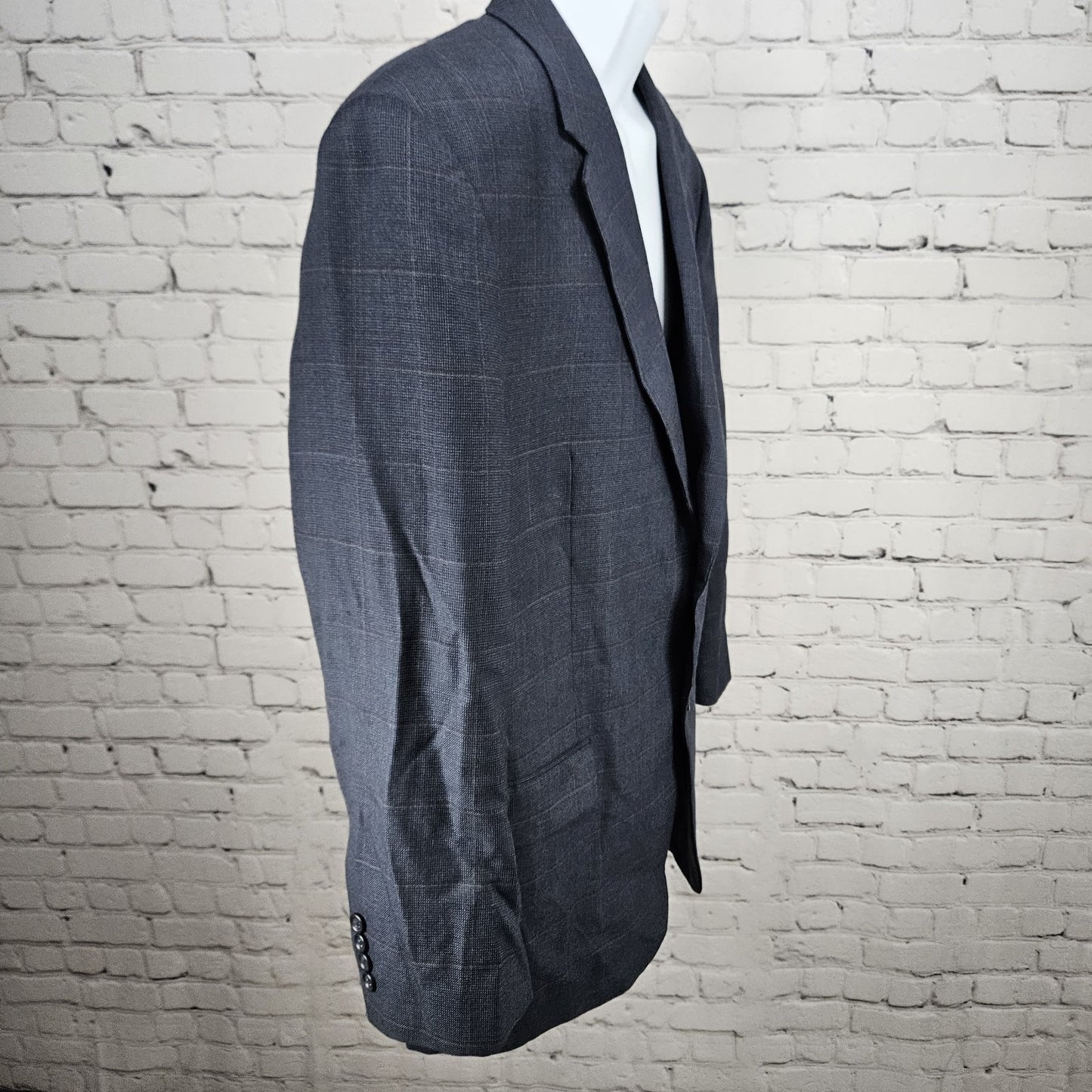 Jos A Bank Blue 100% Wool Windowpane 2 Button Vented Notch Blazer Sport Coat 46R