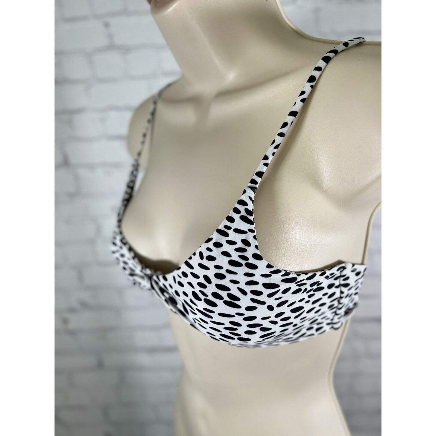 Zaful Juniors Black White Spotted Twist Bikini Top Swim Suit Swimwear Large US 8