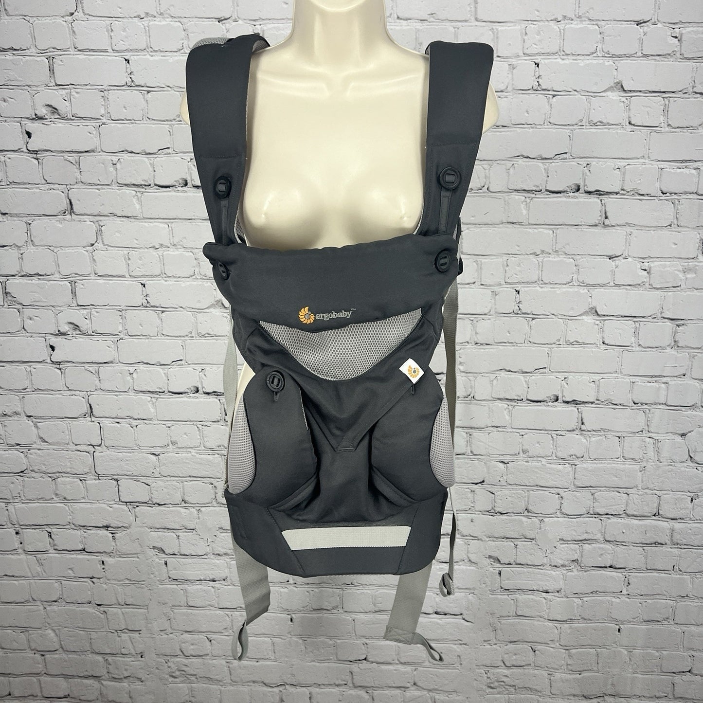 ErgoBaby Four Position 360 Cool Air Carbon Grey Baby Child Adjustable Carrier