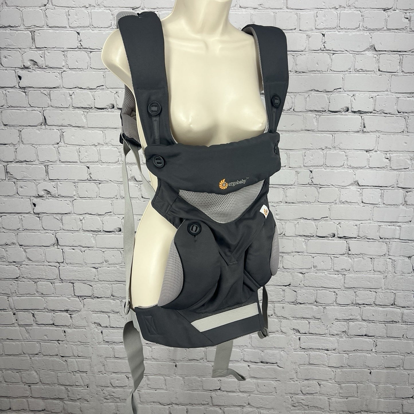 ErgoBaby Four Position 360 Cool Air Carbon Grey Baby Child Adjustable Carrier