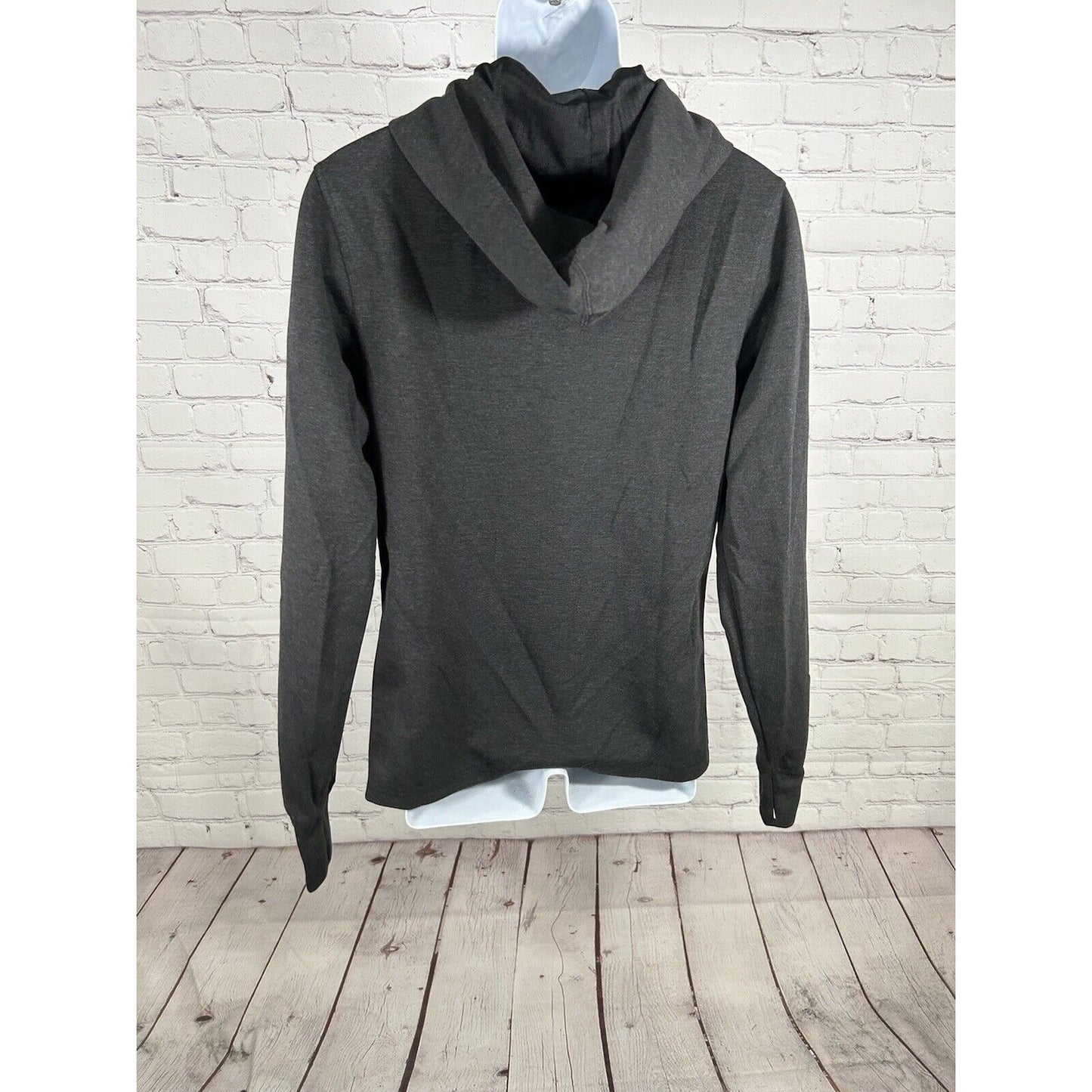 NWT Finis Charcoal Tech Warm Up Hooded Thumb Holes Full Zip Jacket Men’s S