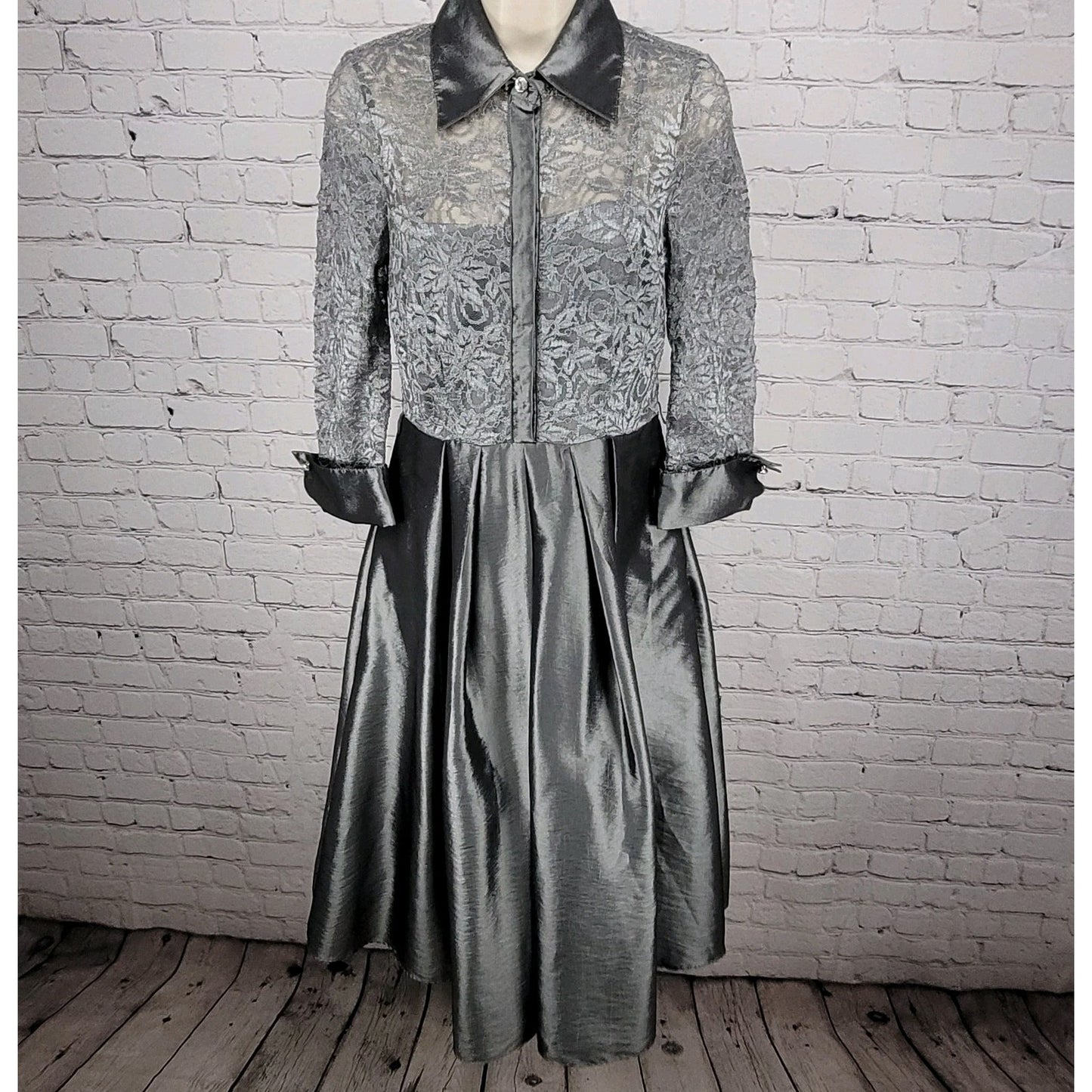 Eliza J Grey Lace 3/4 Sleeve Overlay Rhinestone Button A-Line Dress 2 *cut strap