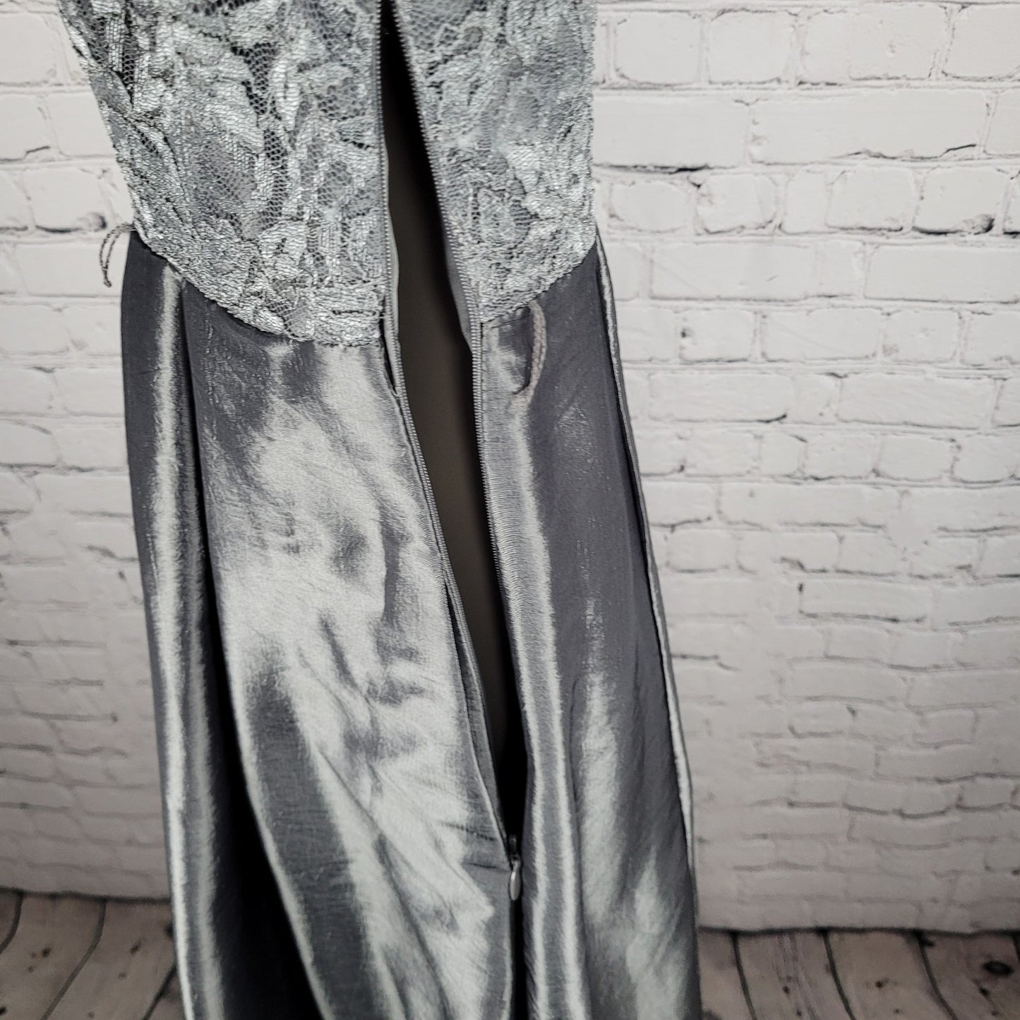 Eliza J Grey Lace 3/4 Sleeve Overlay Rhinestone Button A-Line Dress 2 *cut strap