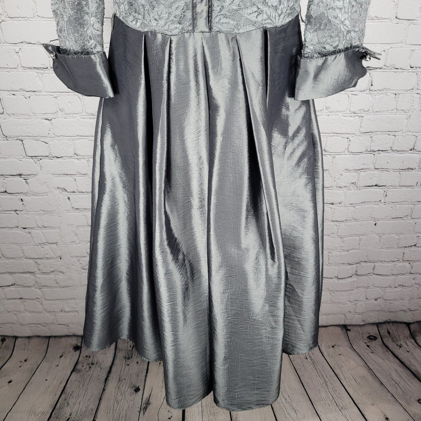 Eliza J Grey Lace 3/4 Sleeve Overlay Rhinestone Button A-Line Dress 2 *cut strap