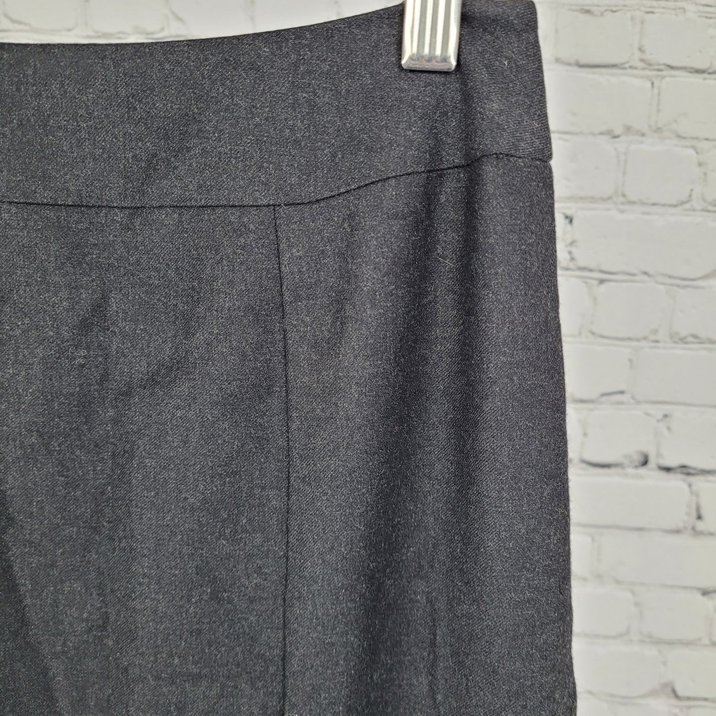 Carlisle Grey 100% Wool Lined Side Zip Buttoned Slit Midi Straight Skirt Size 4
