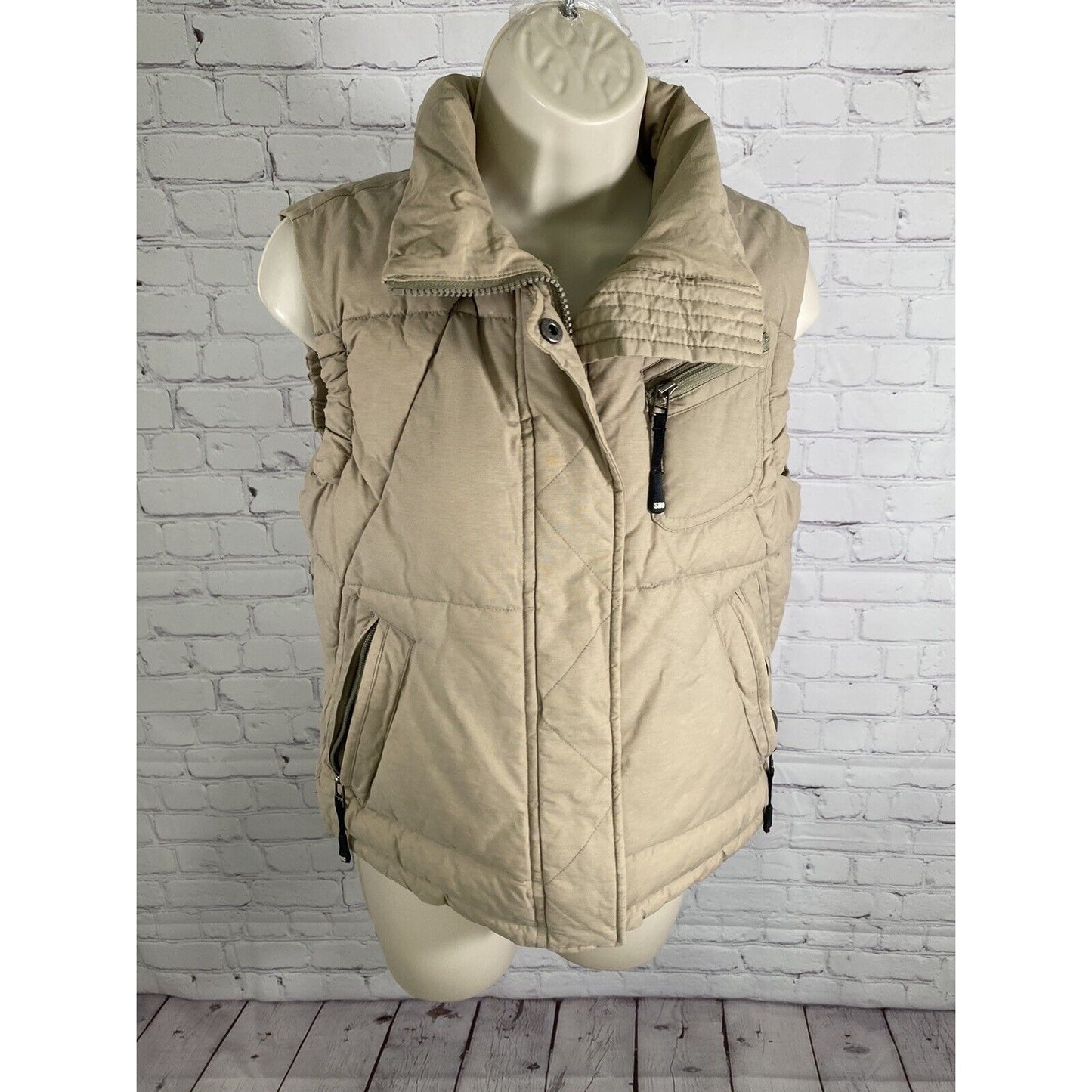 Top Shop Snowear Light Brown Full Zip Snap Close Collared Winter Vest Women’s 6