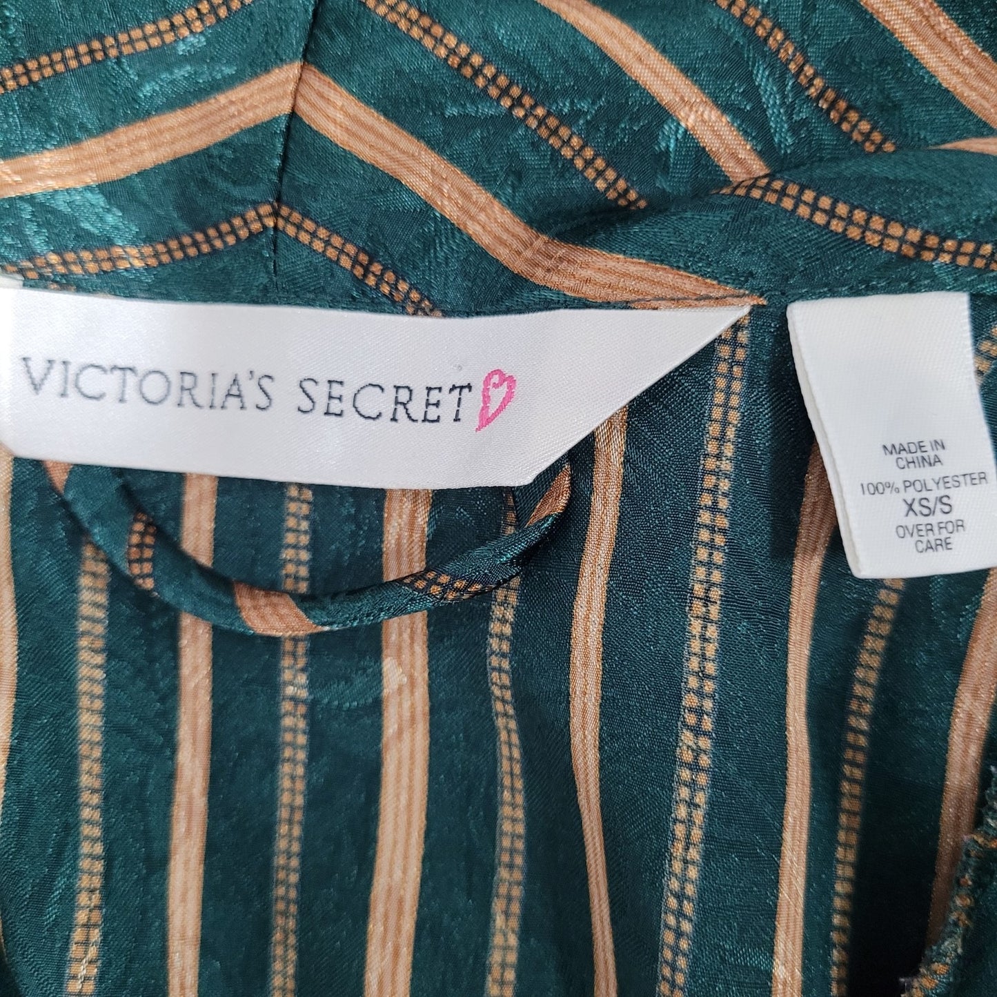 Victoria's Secret Green Satin Lightweight Pockets Long Sleeve Robe Size XS/S