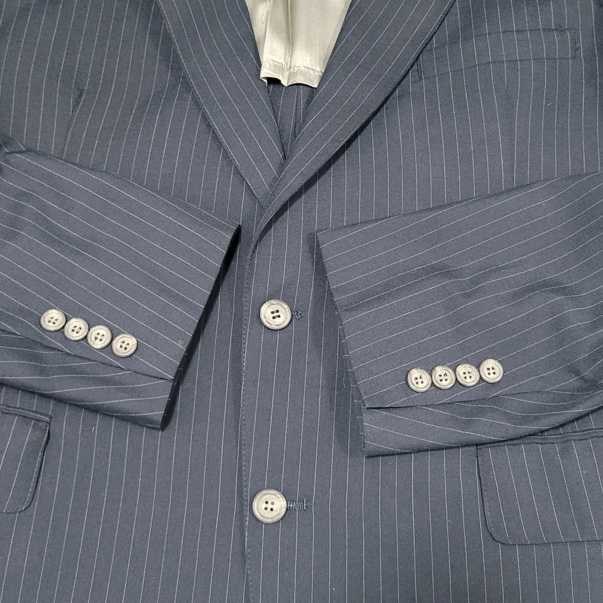VTG Bill Blass Navy Pinstriped Full Suit Set 2 Button Jacket 44 Pants 37x32